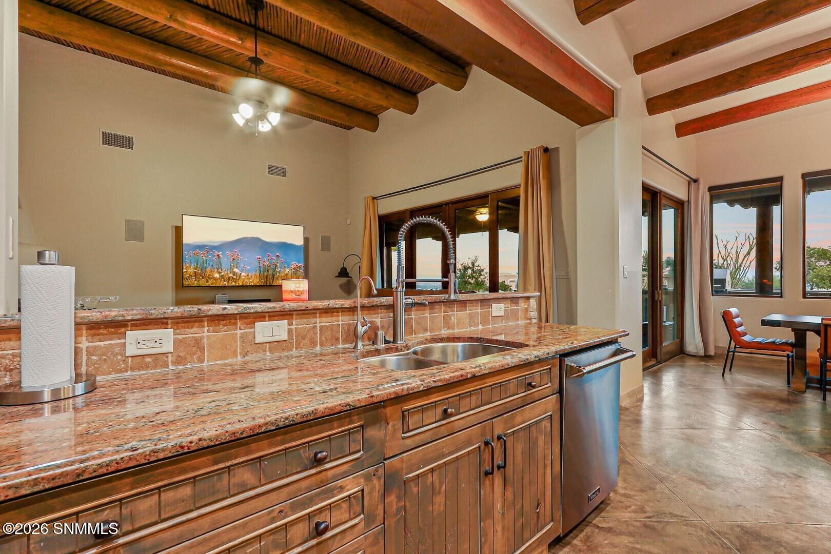 8060 Constitution Road Property Photo 21