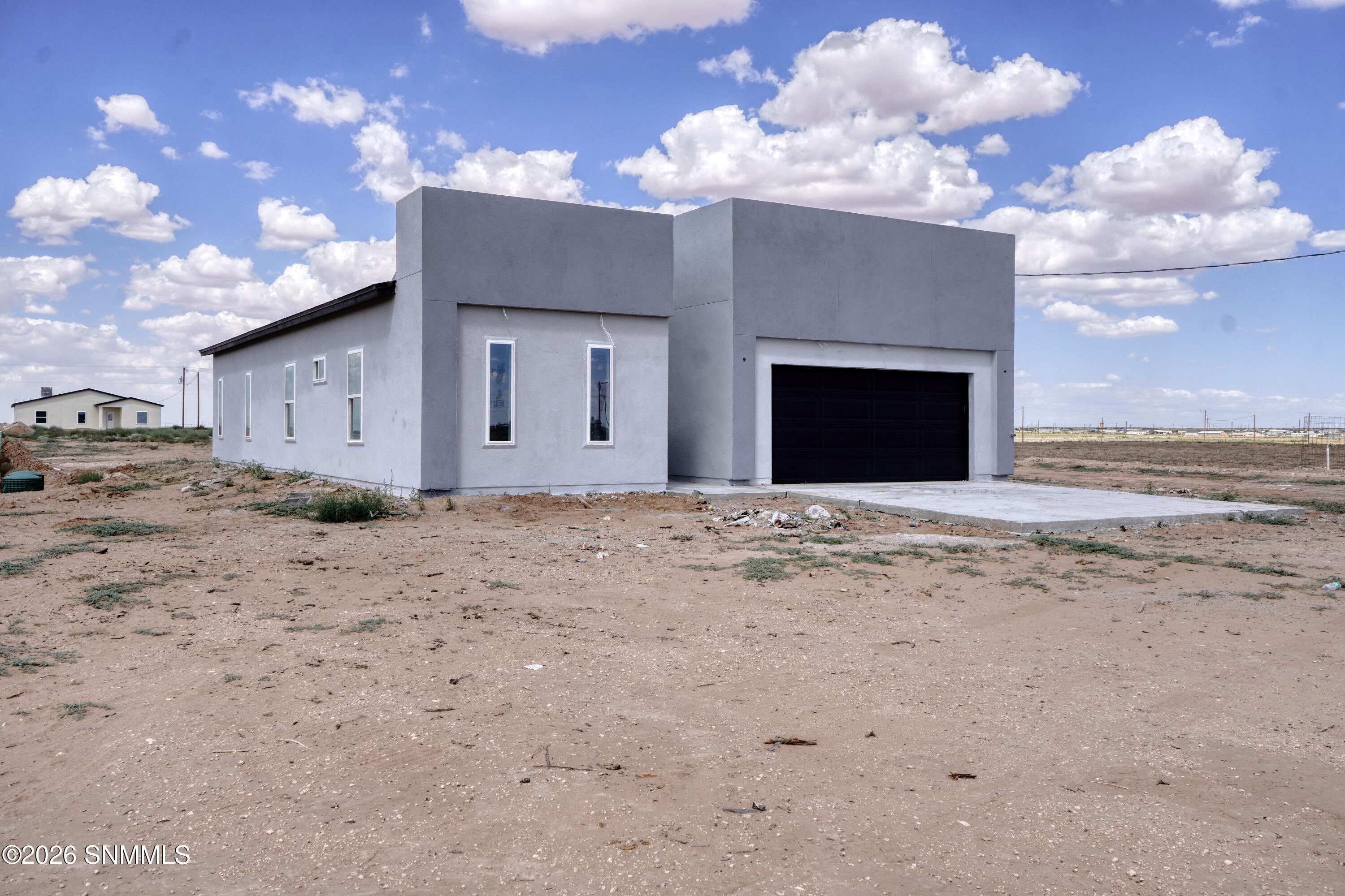 1253 Mojave Desert Drive Property Photo 3