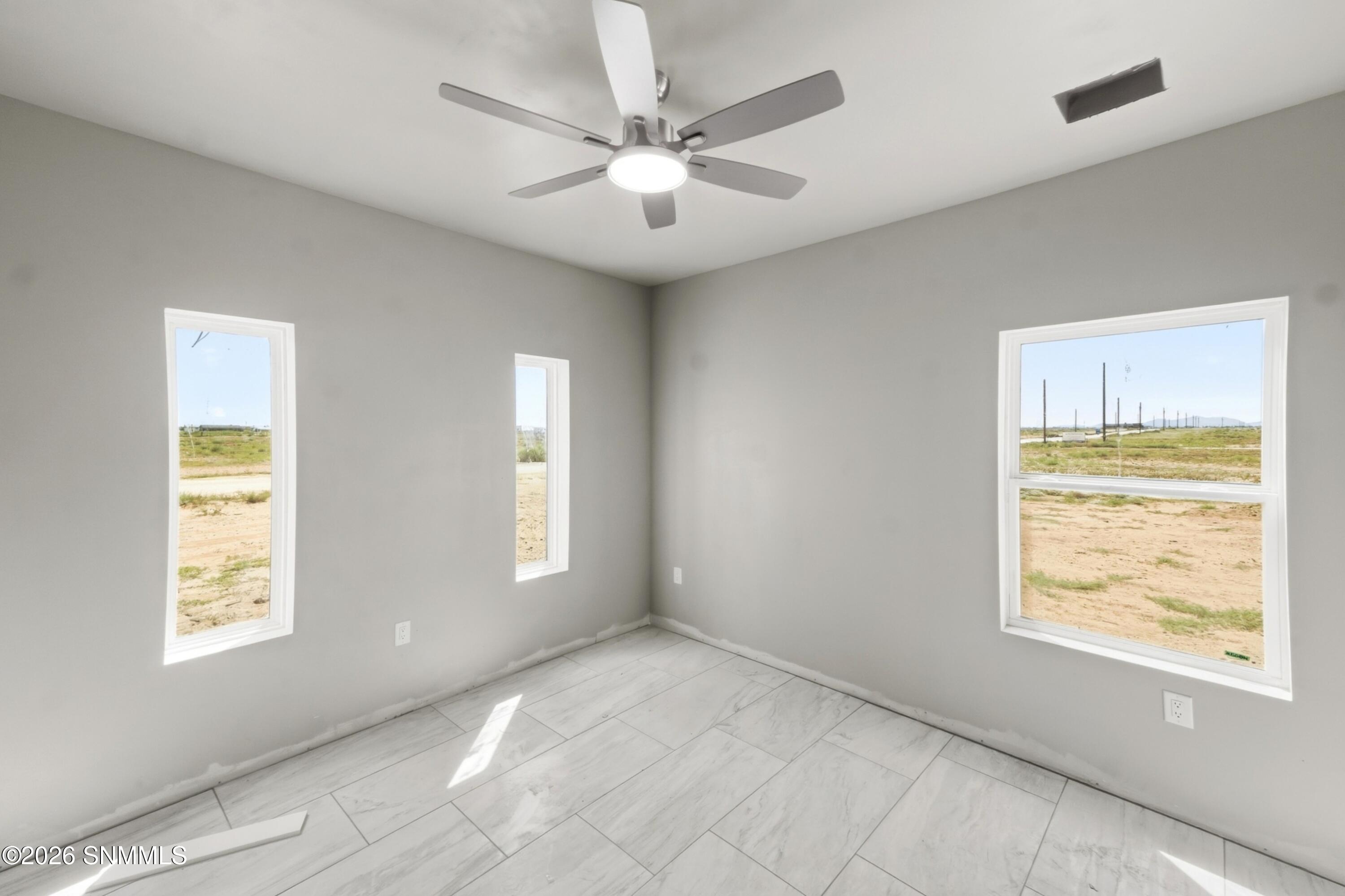 1253 Mojave Desert Drive Property Photo 13