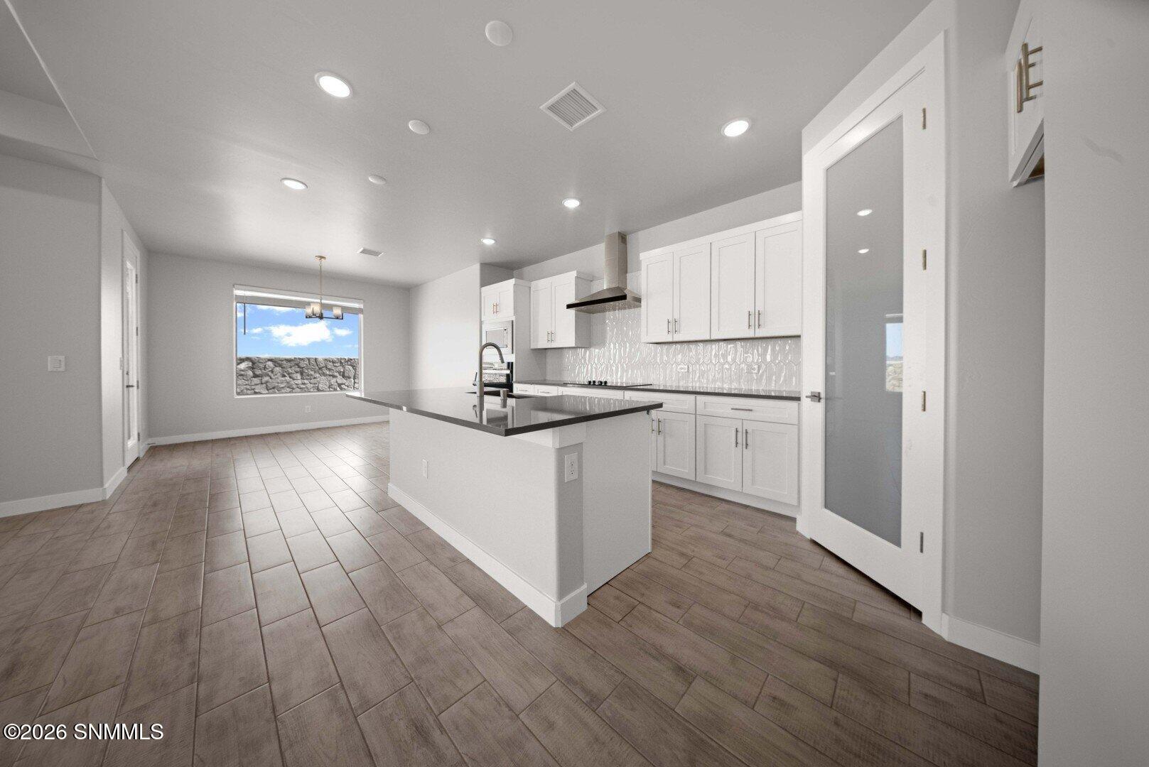 3435 Masterpiece Street Property Photo 3