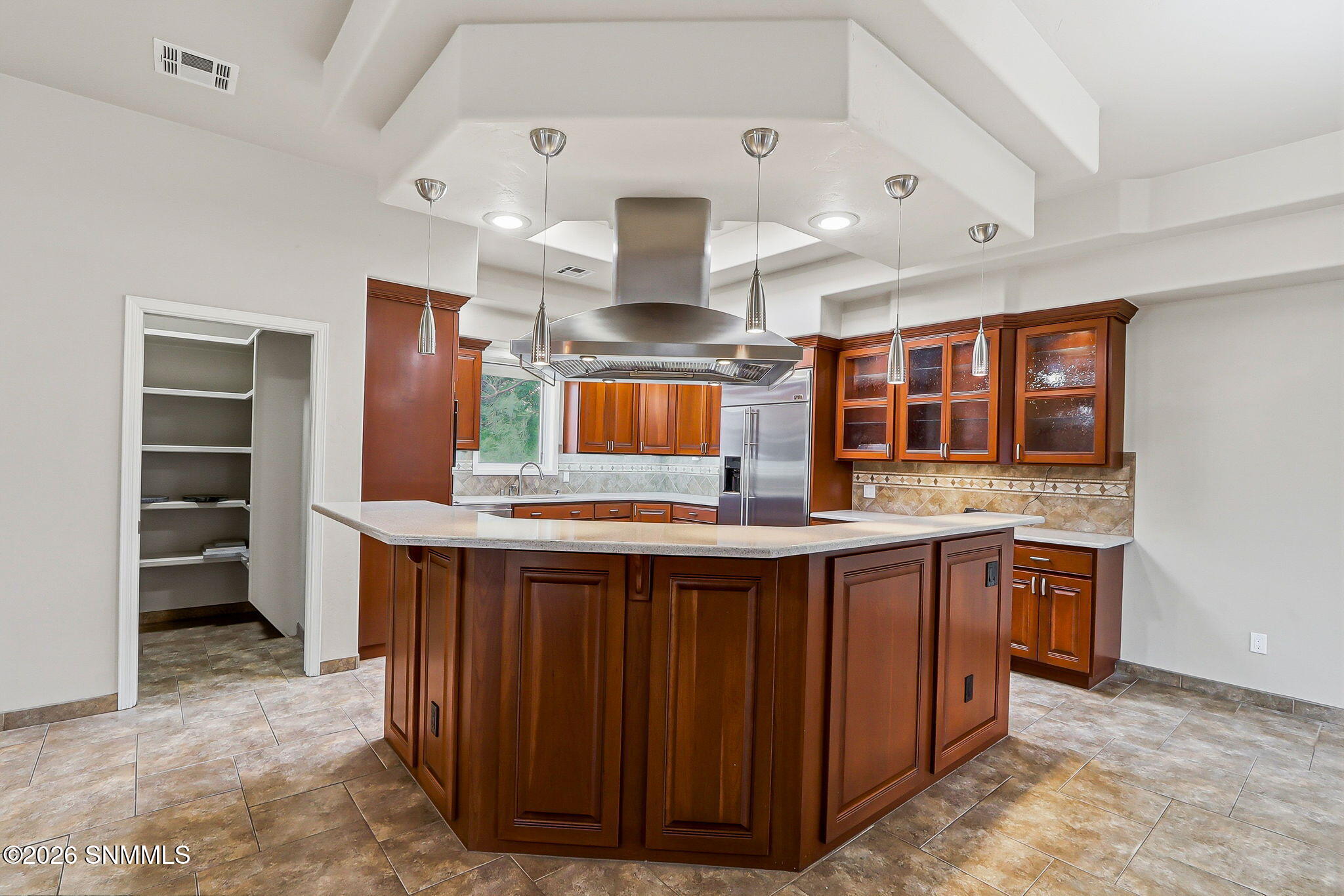 565 Carver Road Property Photo 8