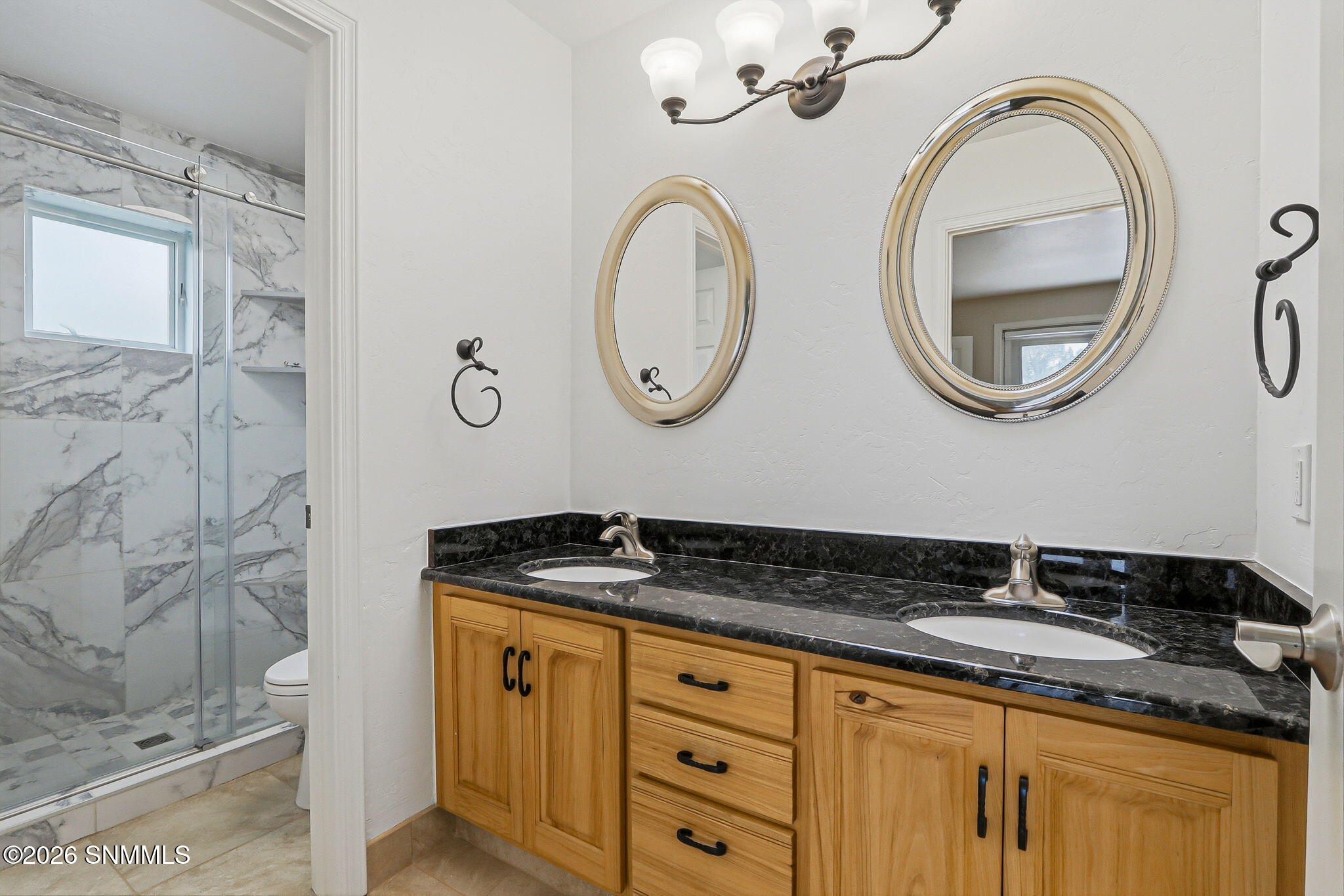 565 Carver Road Property Photo 14