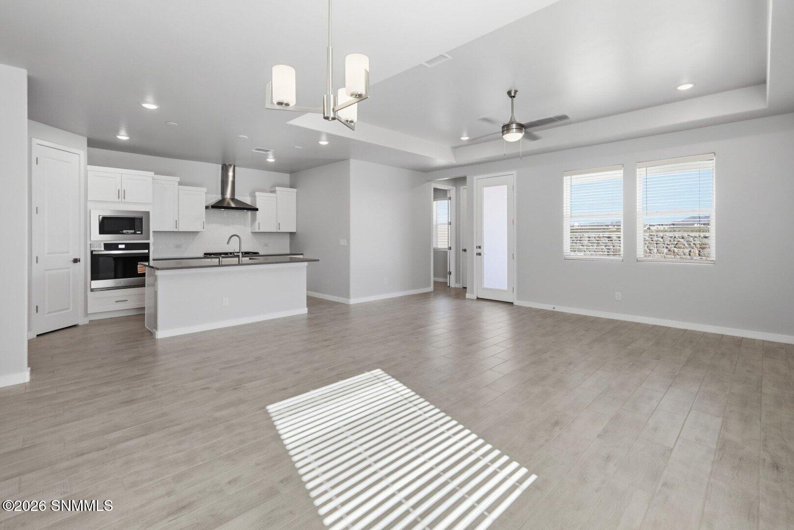 5061 Sand Stream Road Property Photo 4
