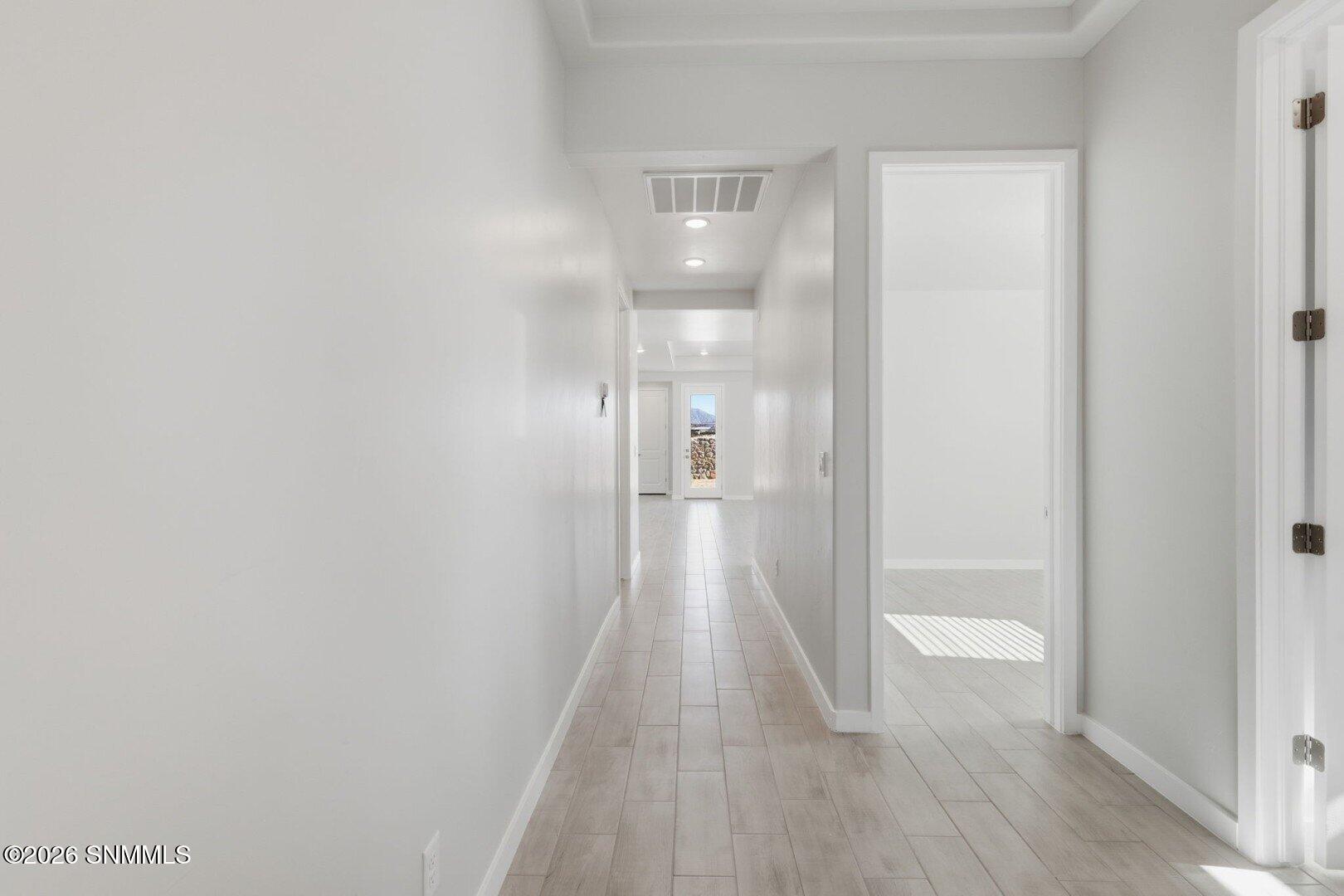 5061 Sand Stream Road Property Photo 7