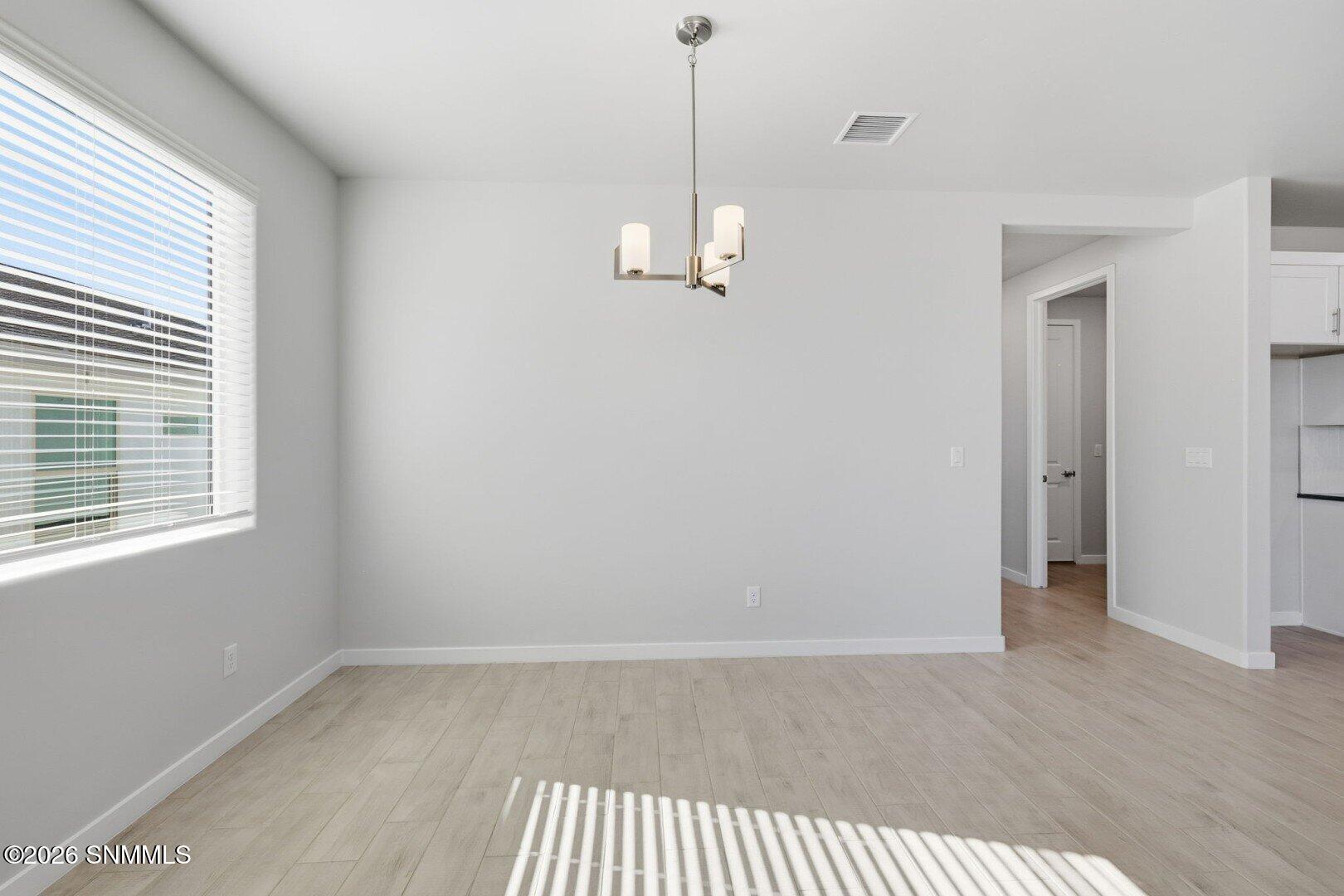 5061 Sand Stream Road Property Photo 9