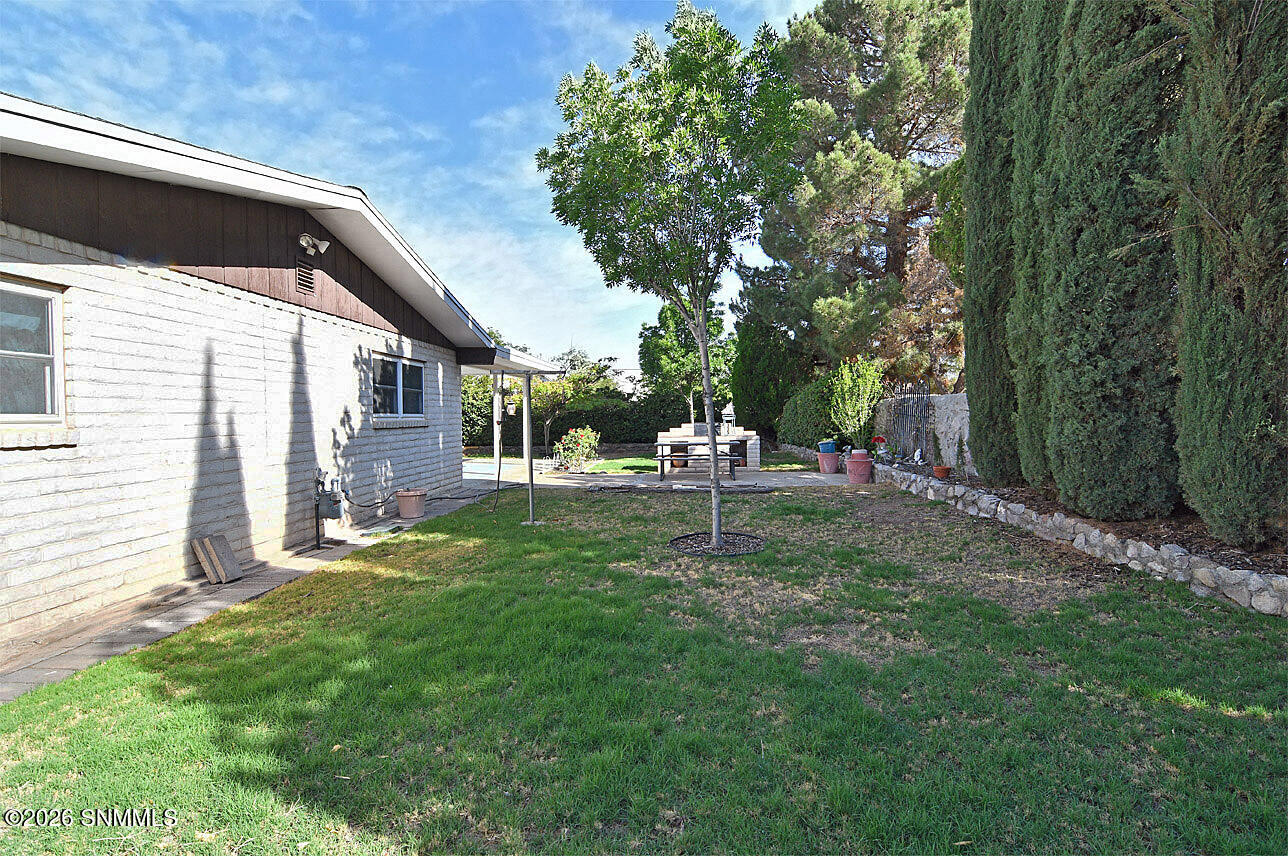2744 Topley Avenue Property Photo 7