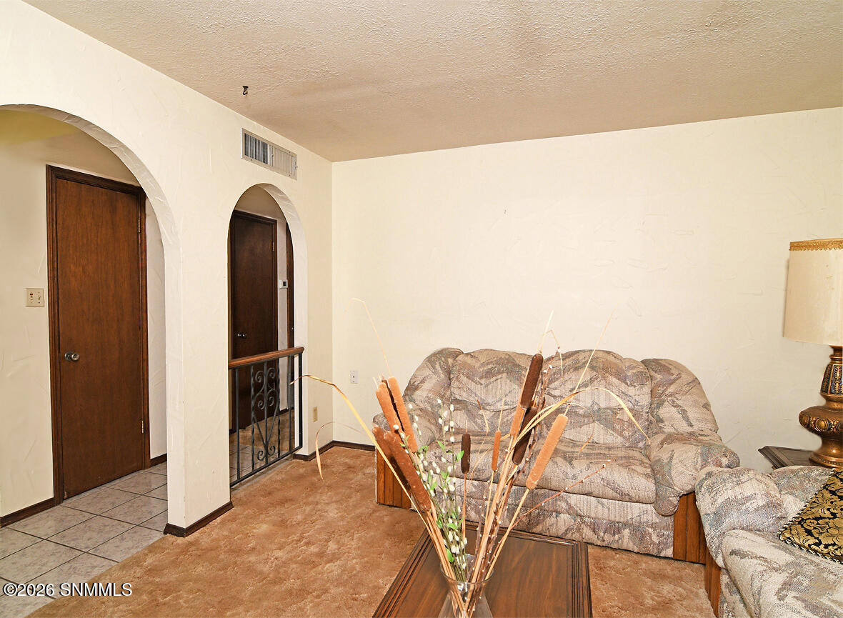 2744 Topley Avenue Property Photo 14