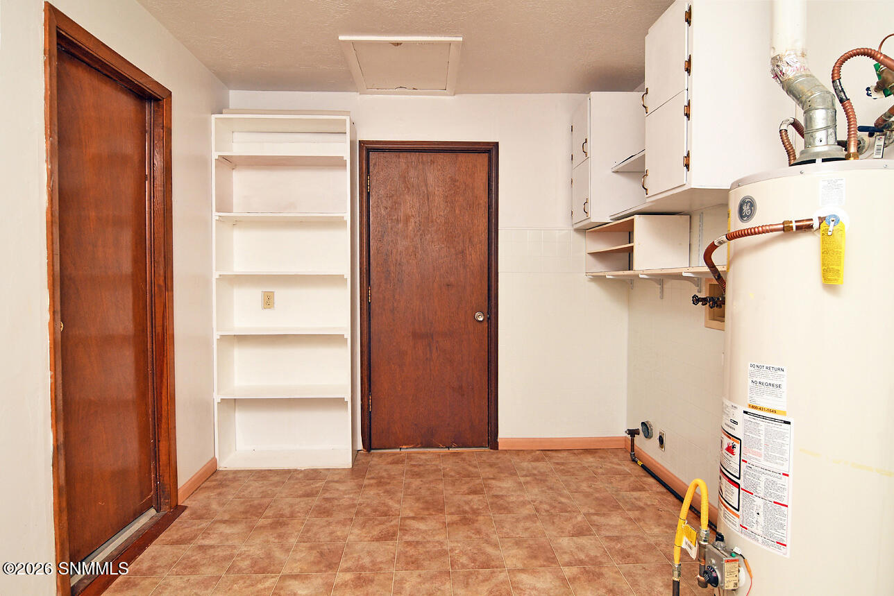 2744 Topley Avenue Property Photo 34