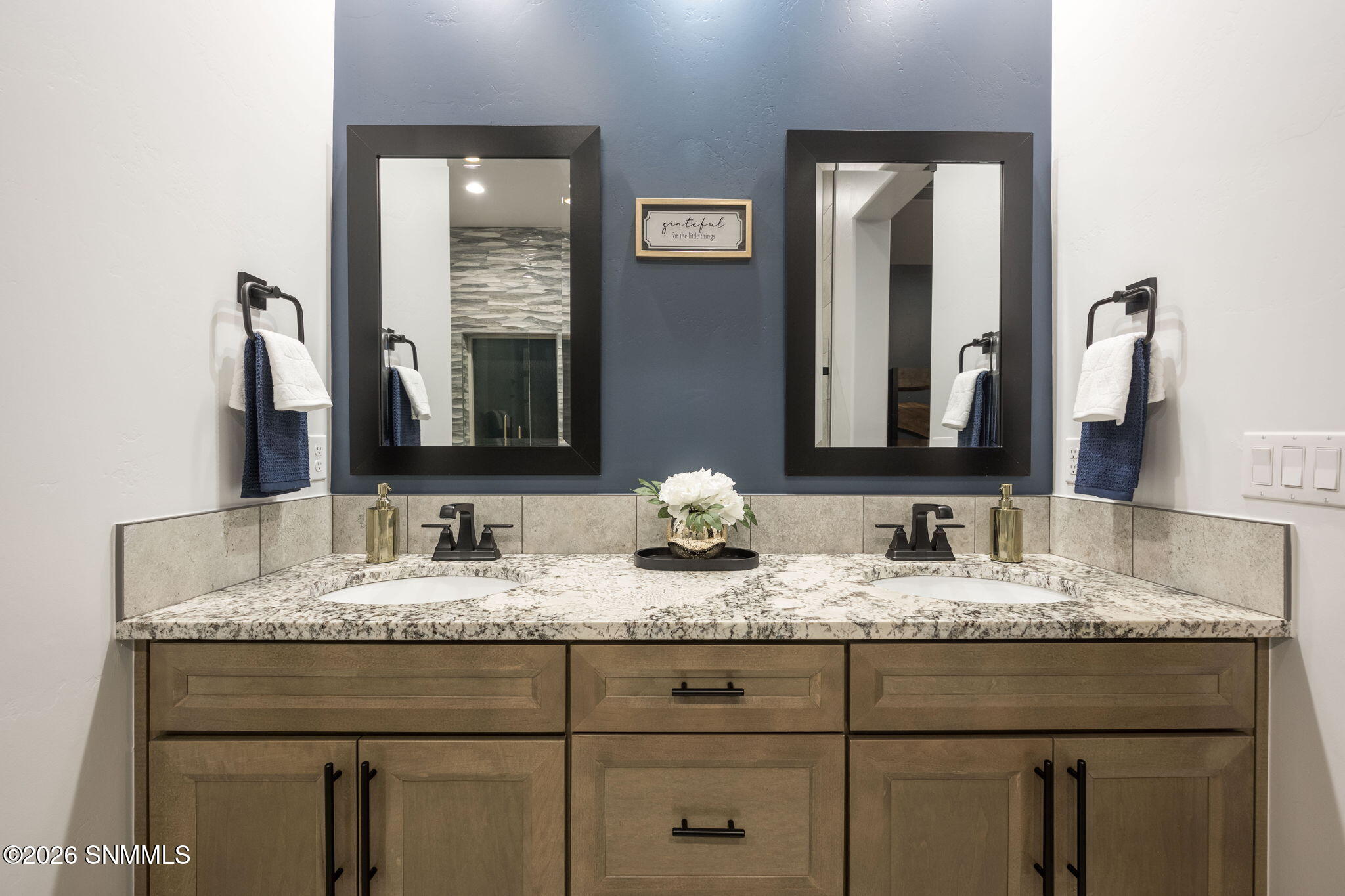 2601802 Property Photo 37