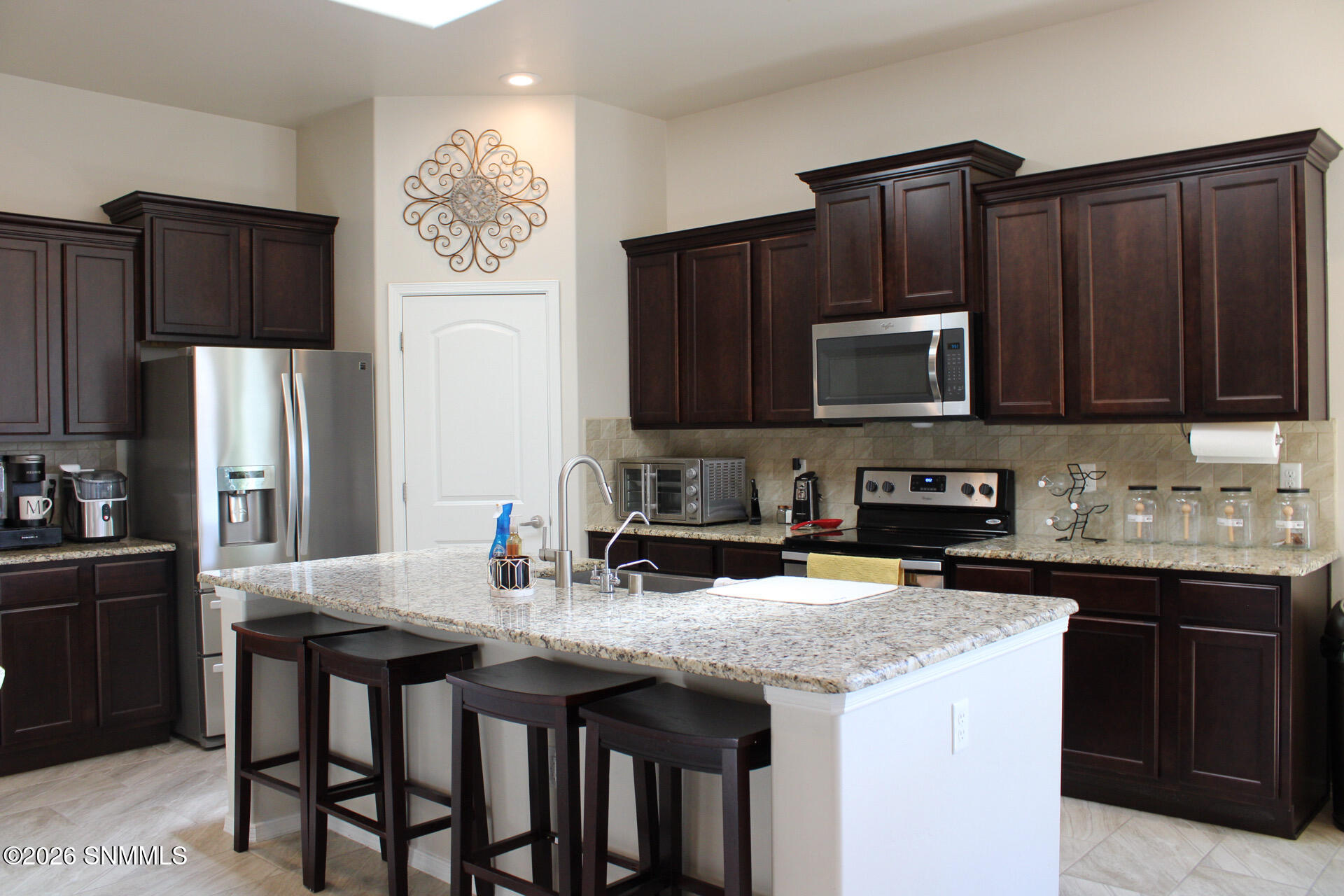 3688 Albion Avenue Property Photo 14