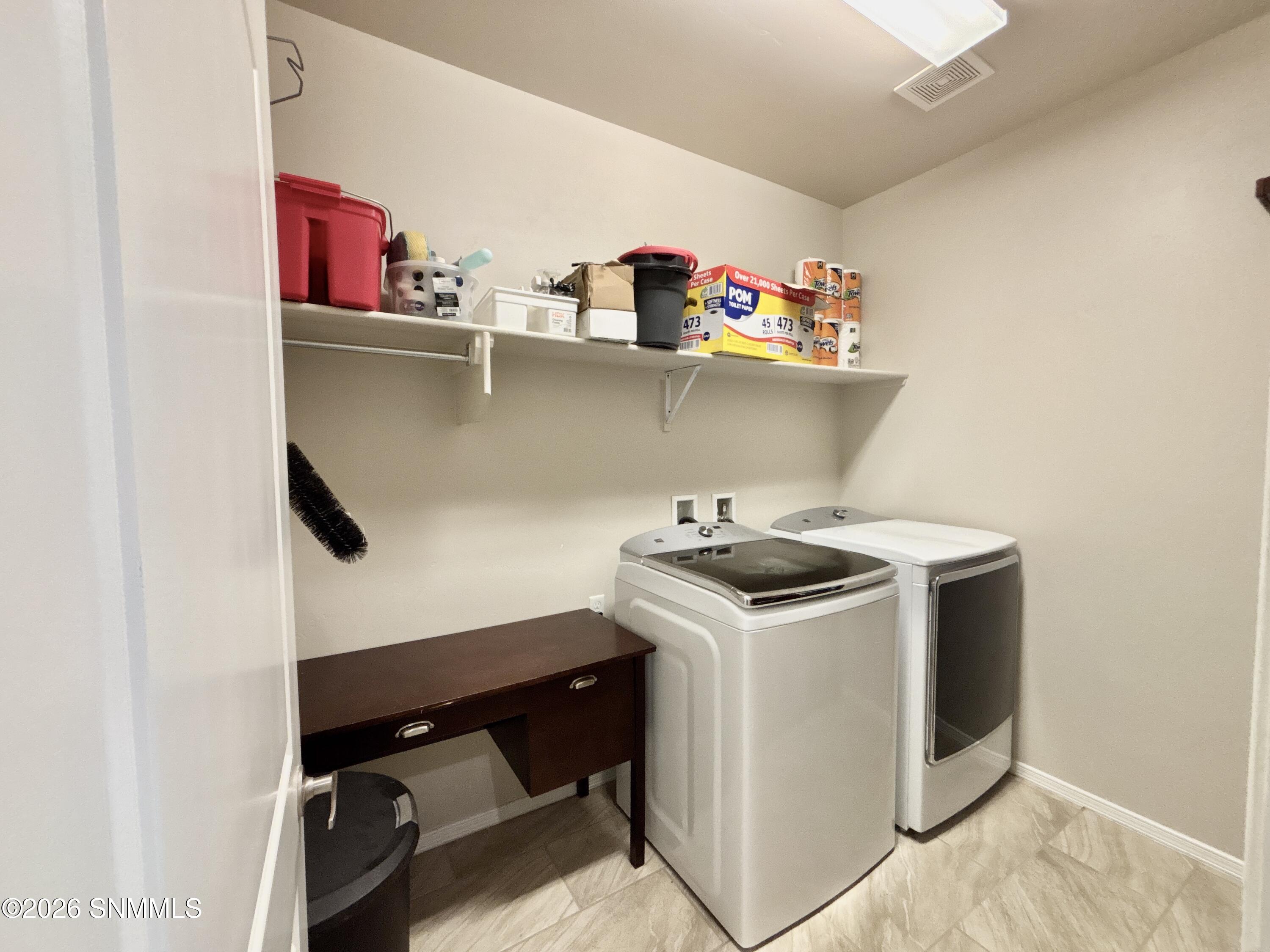 3688 Albion Avenue Property Photo 19
