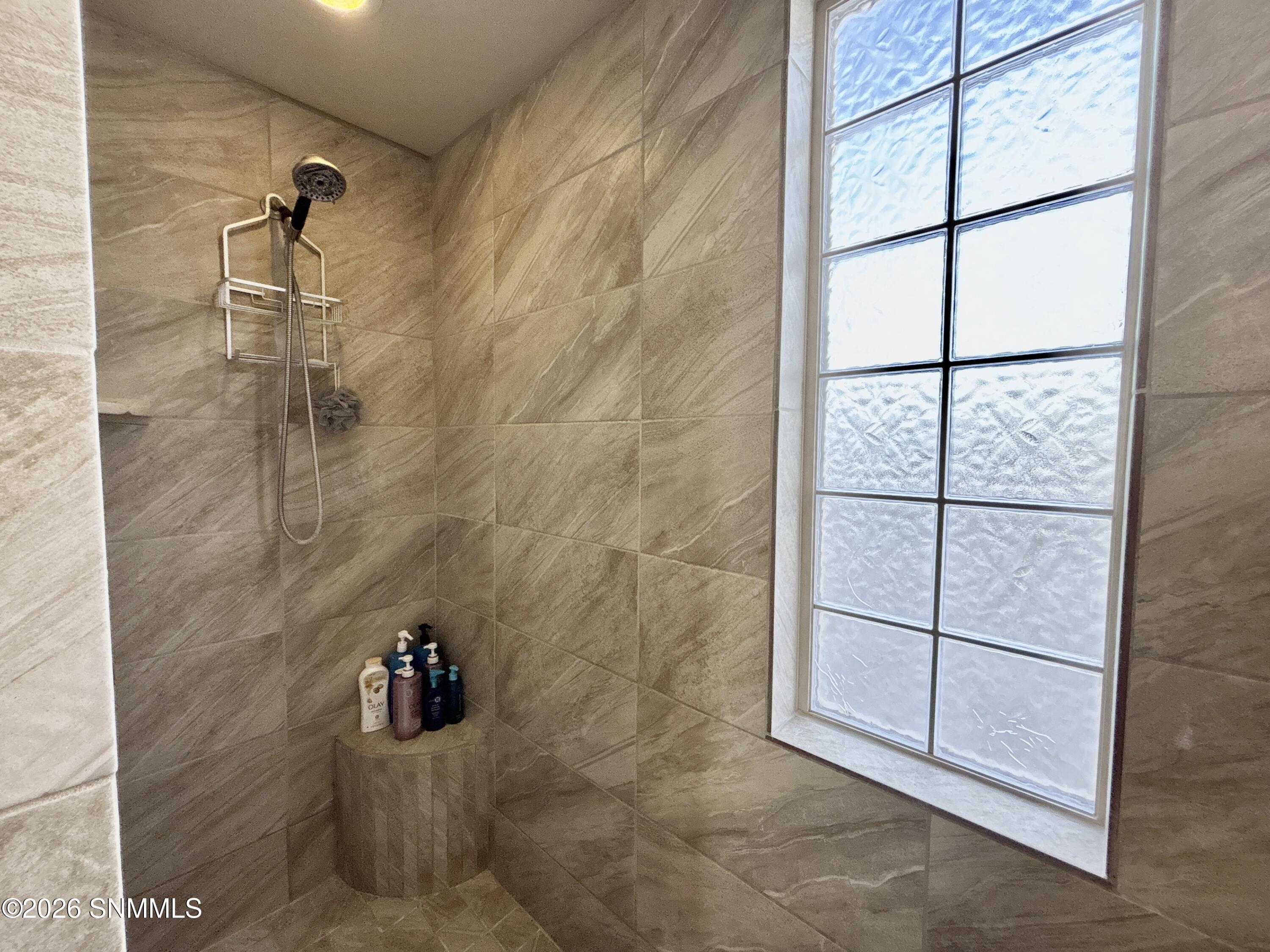 3688 Albion Avenue Property Photo 27