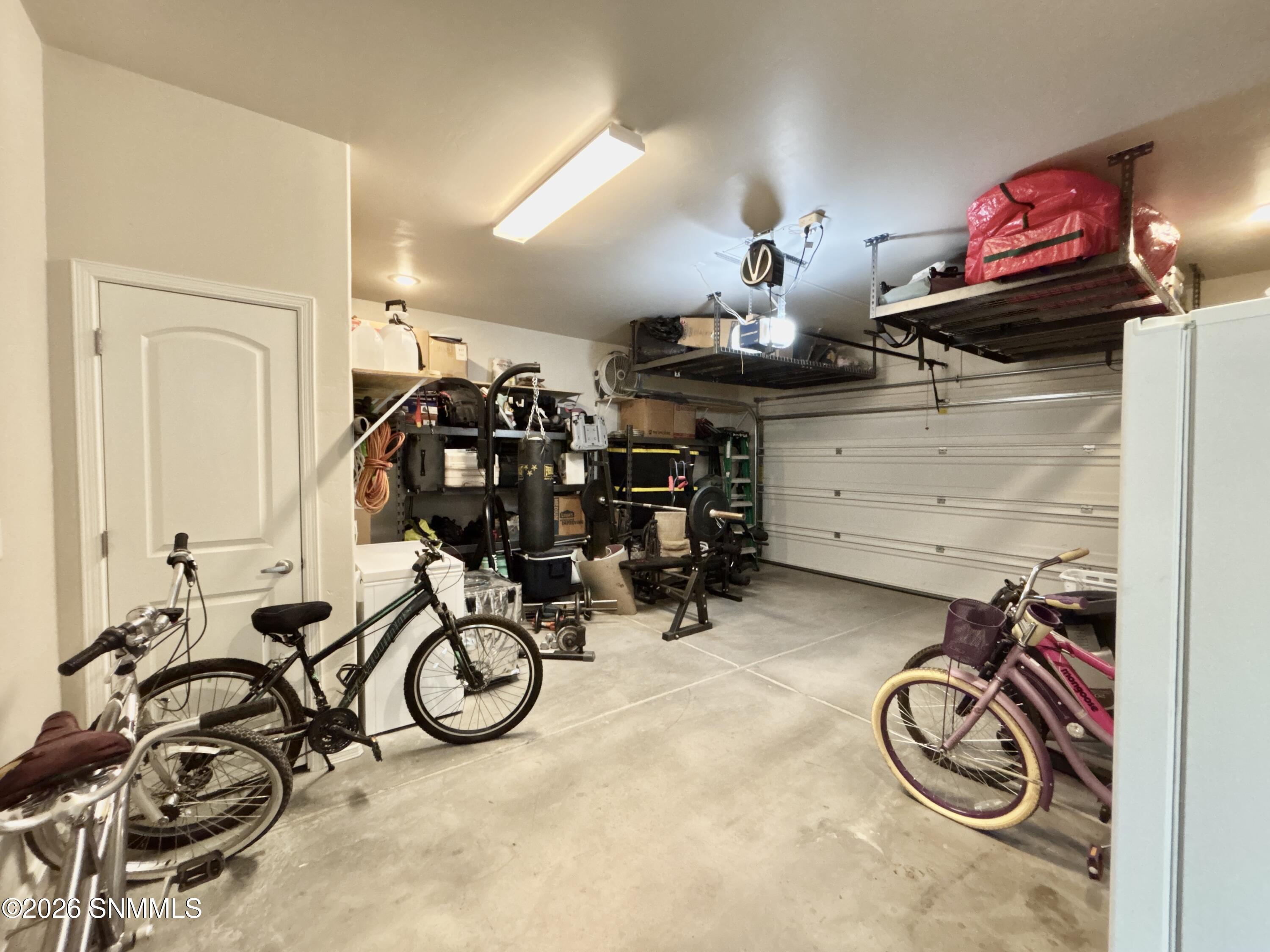 3688 Albion Avenue Property Photo 33
