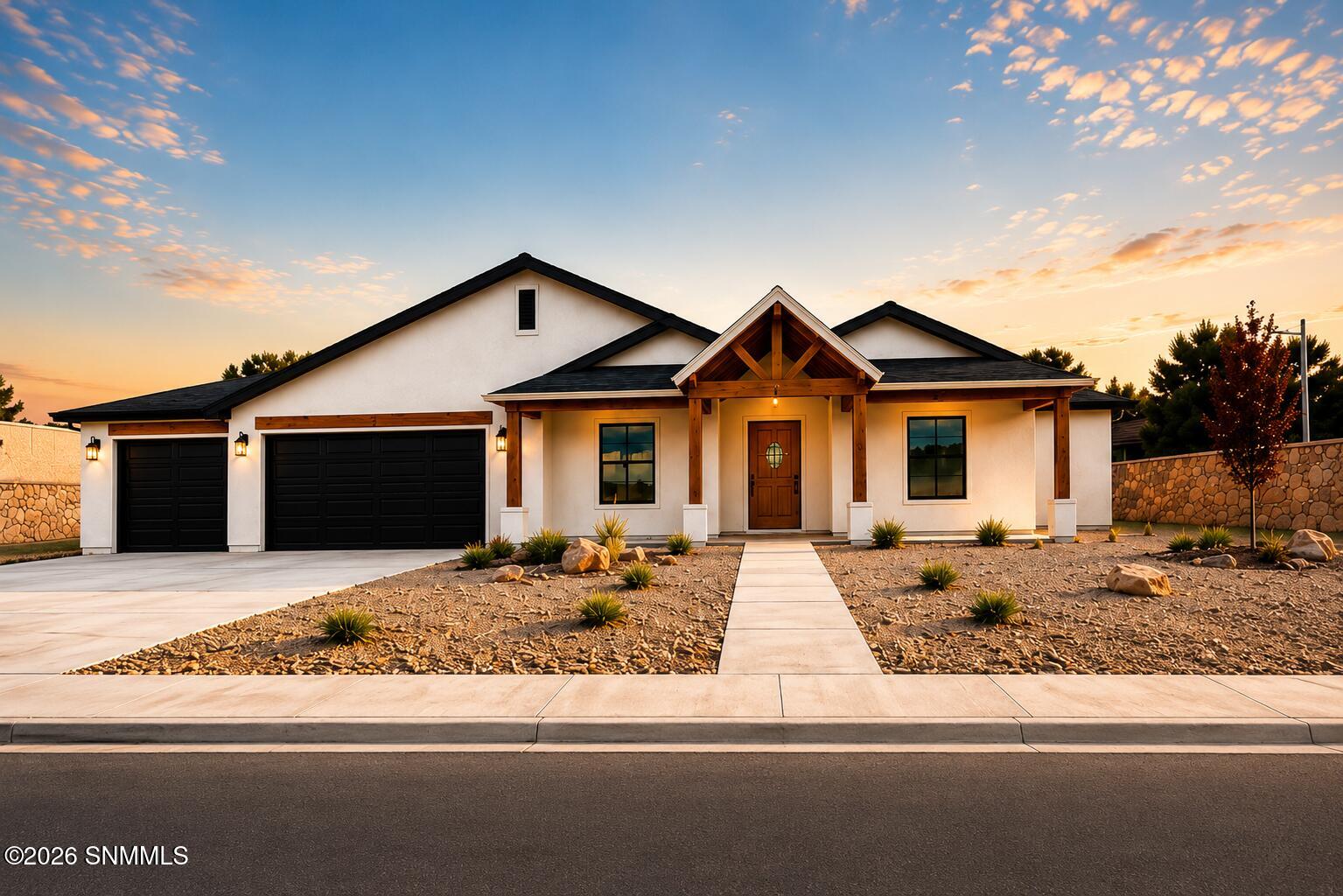 785 Basha Arc Property Photo 1