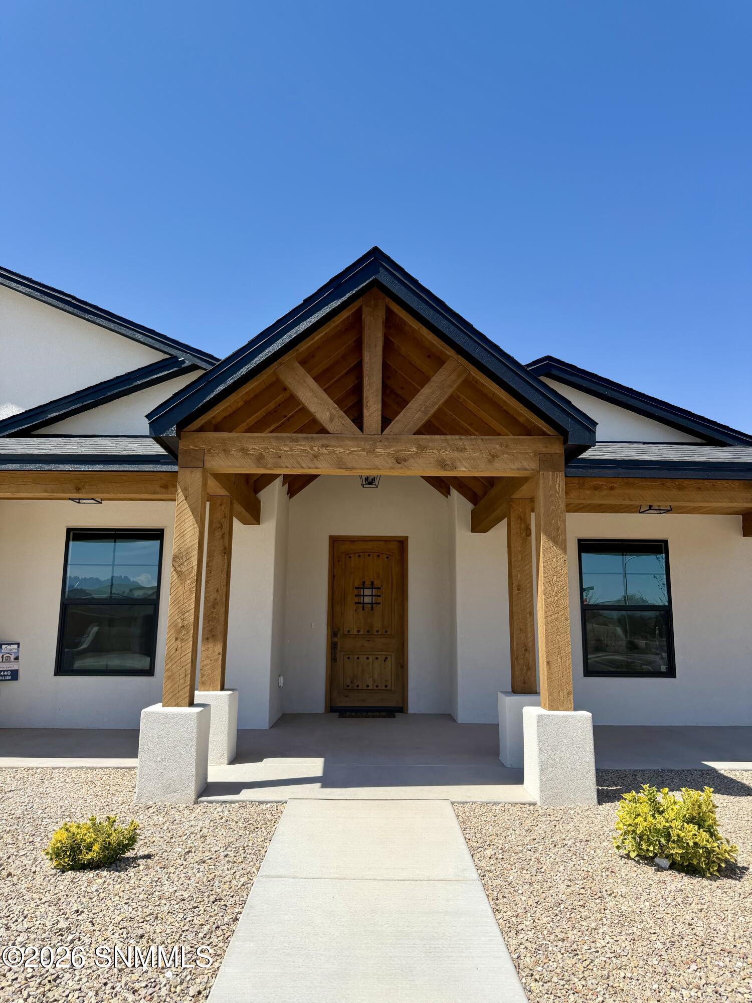 785 Basha Arc Property Photo 8
