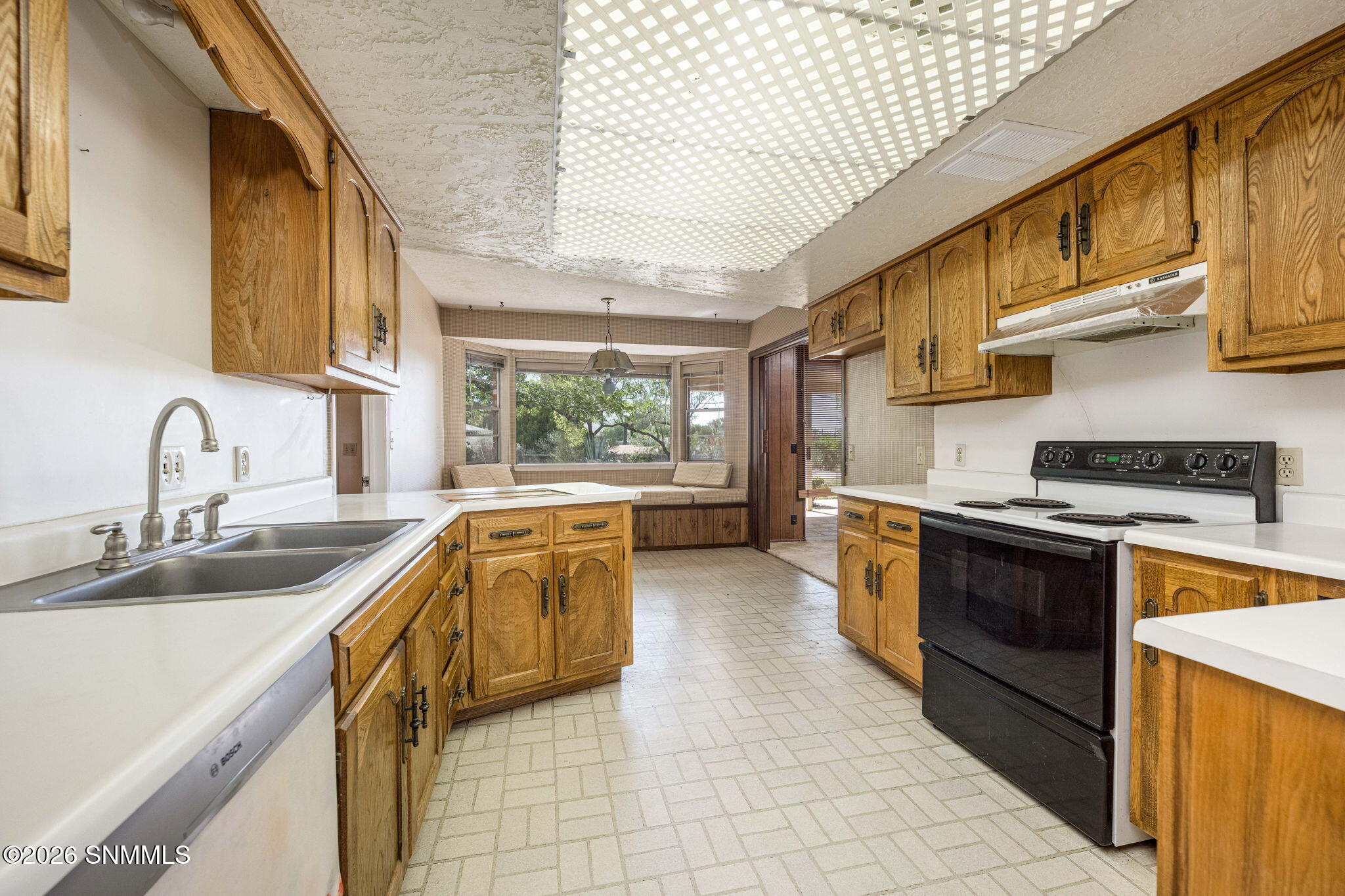1766 Imperial Ridge Property Photo 14