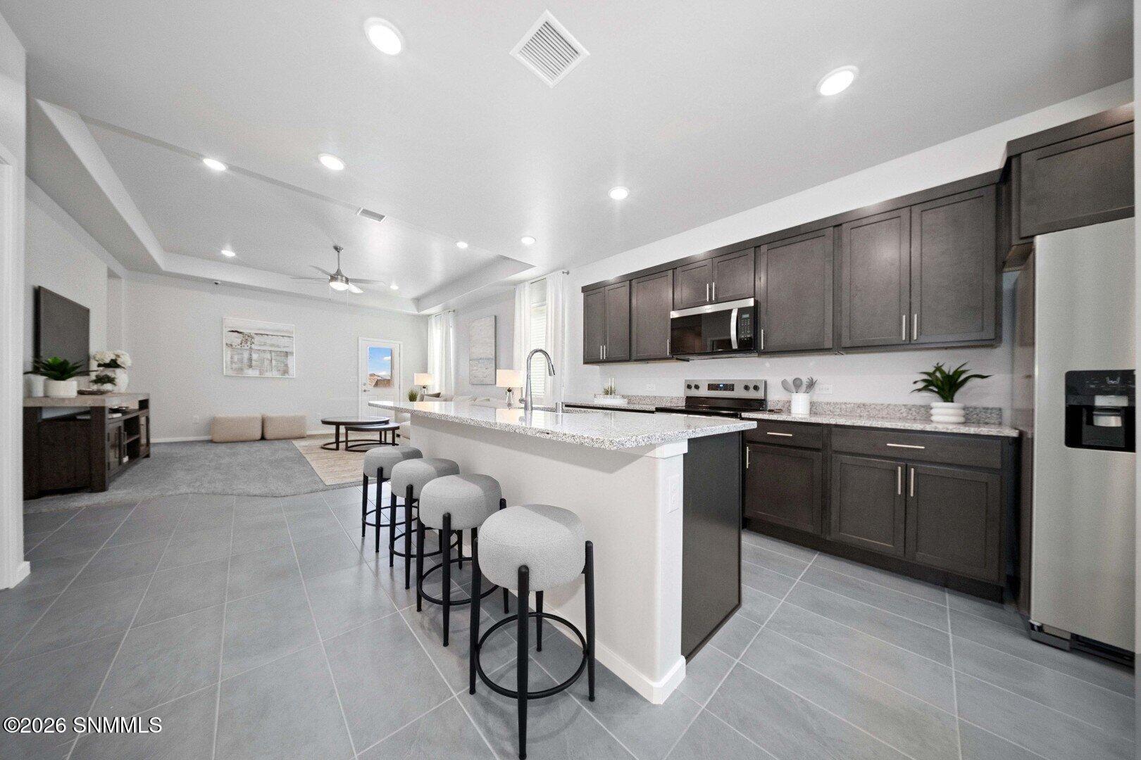 7519 Sierra Este Place Property Photo 4