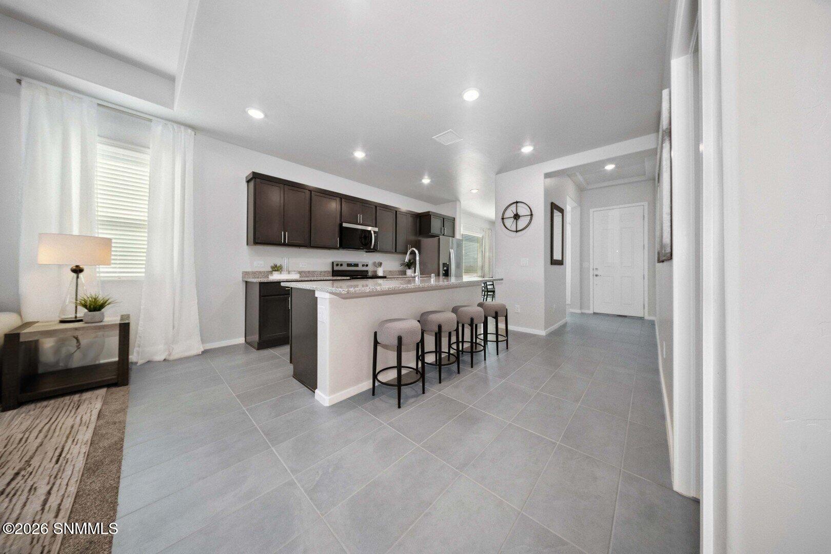 7556 Sierra Este Place Property Photo 2
