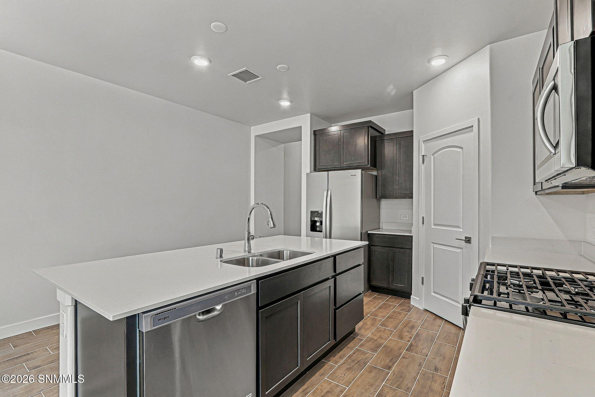7515 Sierra Este Place Property Photo 8