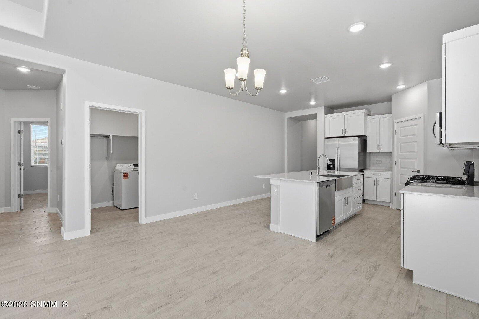 7515 Sierra Este Place Property Photo 11