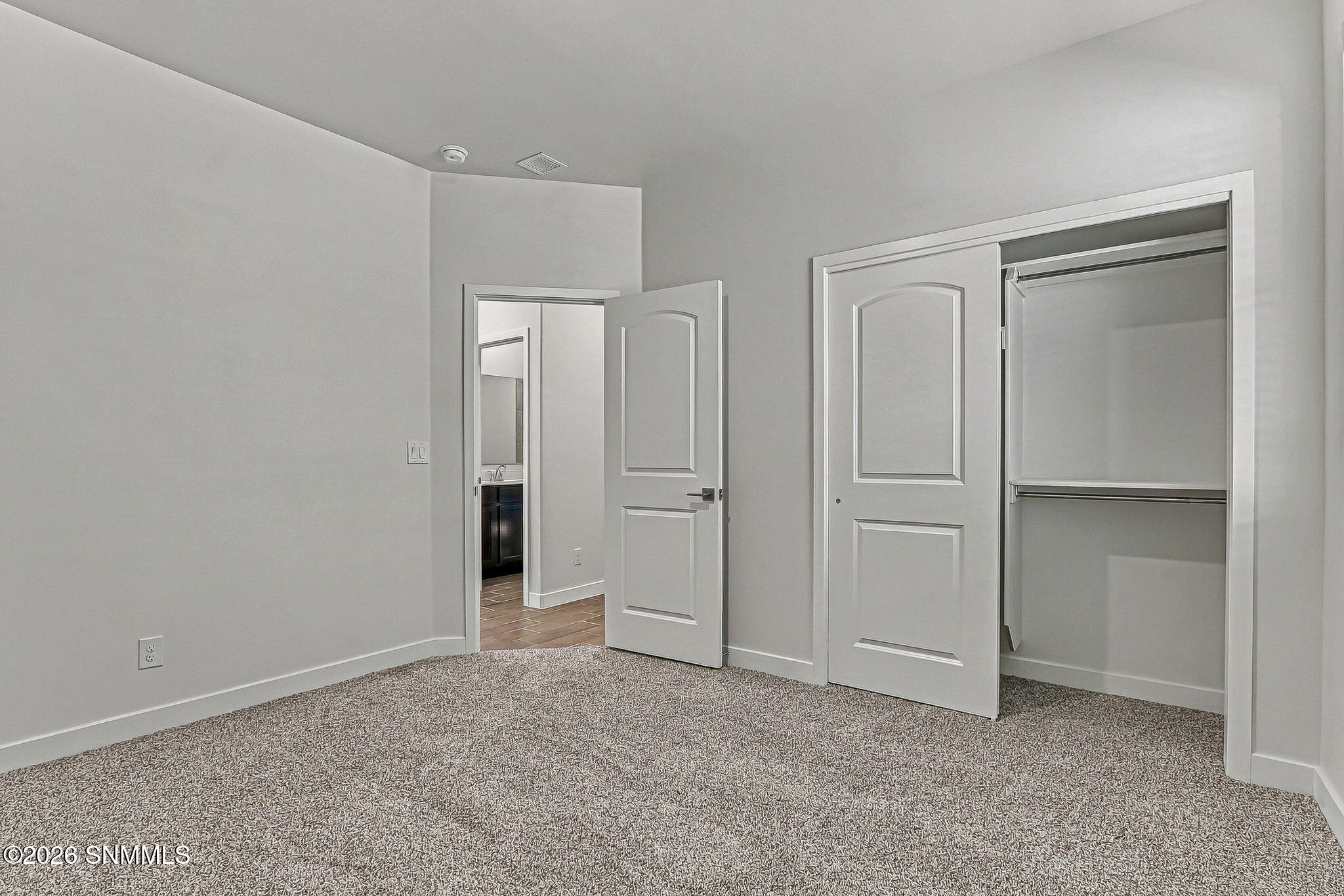7515 Sierra Este Place Property Photo 14