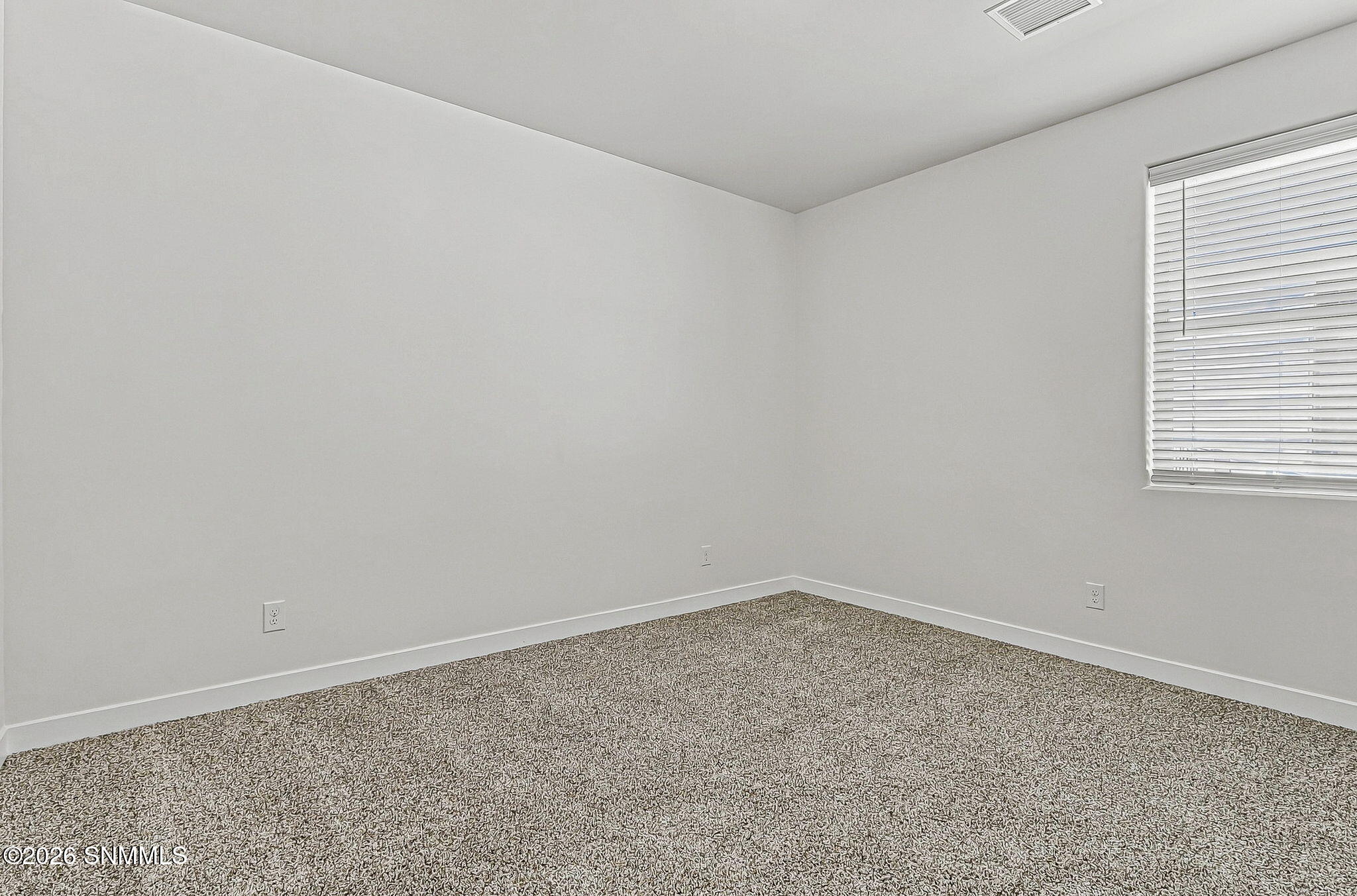 7515 Sierra Este Place Property Photo 15