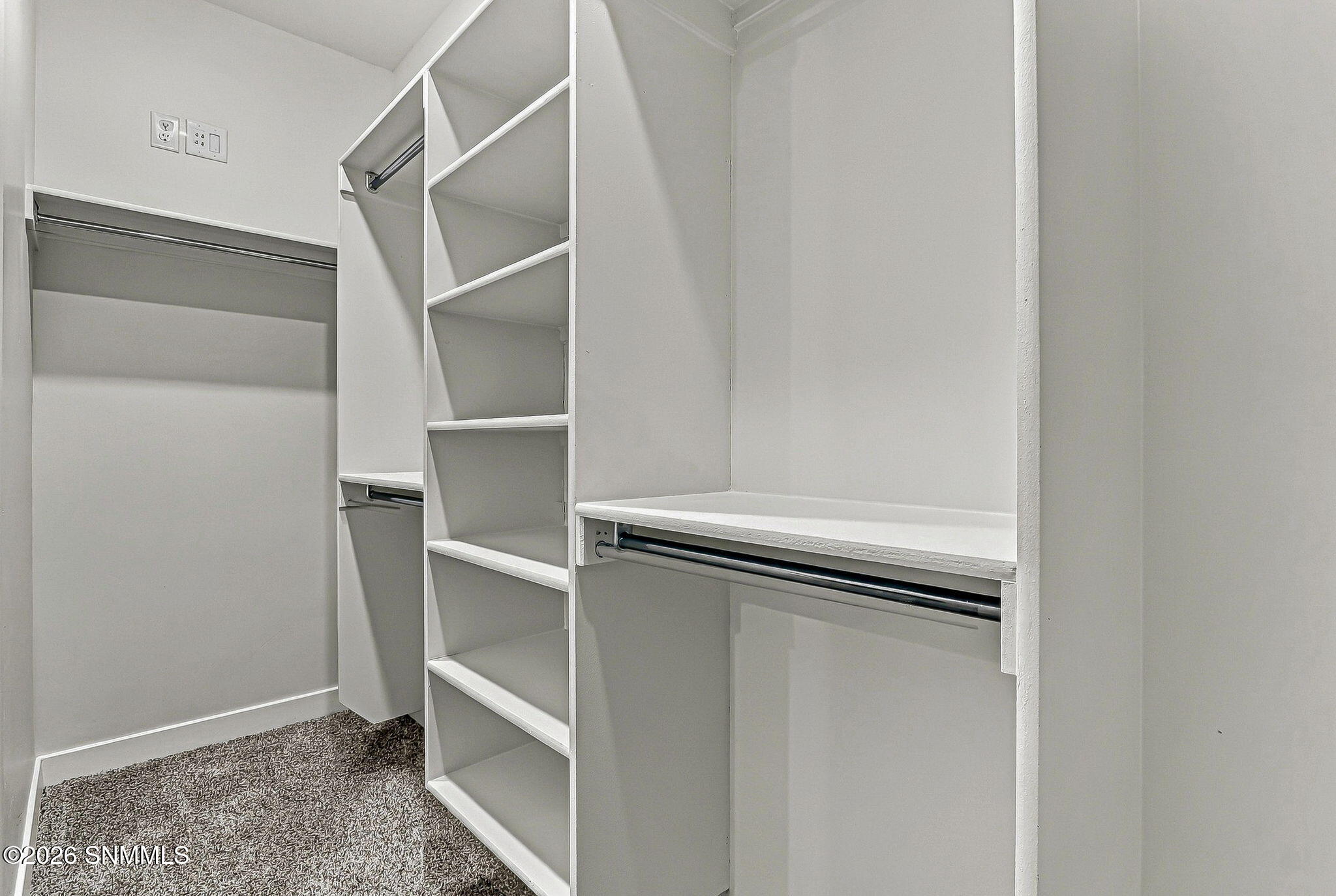 7515 Sierra Este Place Property Photo 21