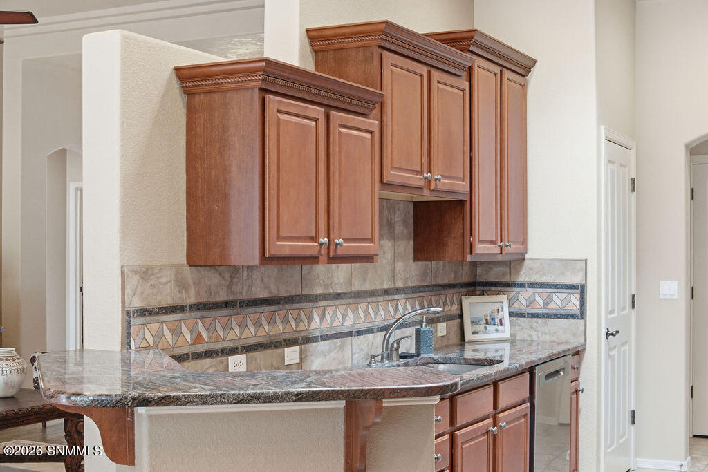 2462 Conchas Lane Property Photo 10