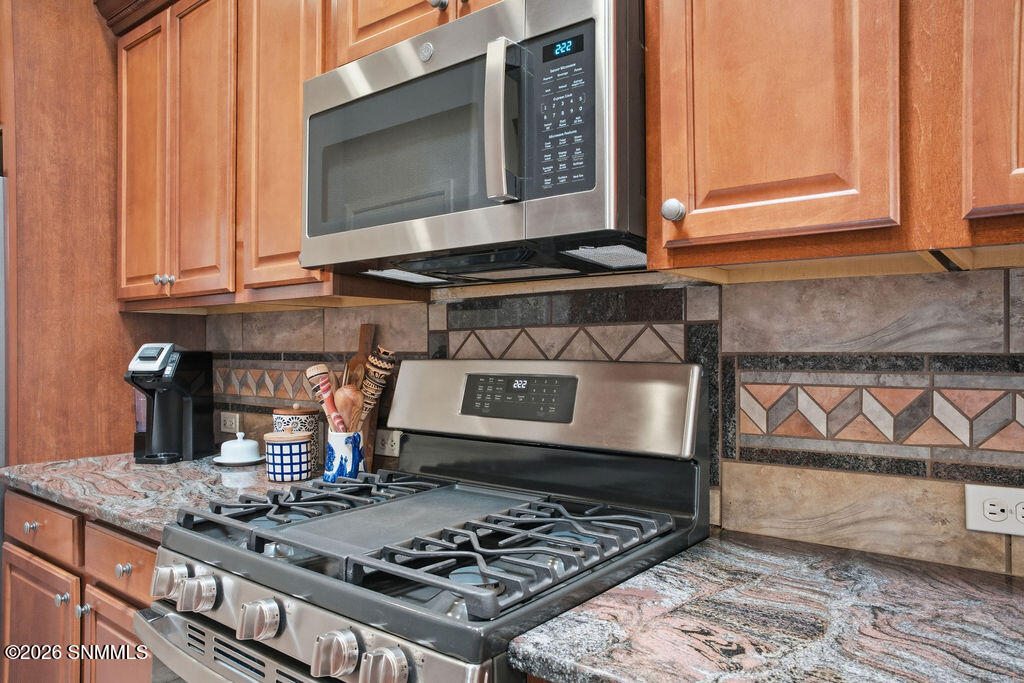 2462 Conchas Lane Property Photo 27