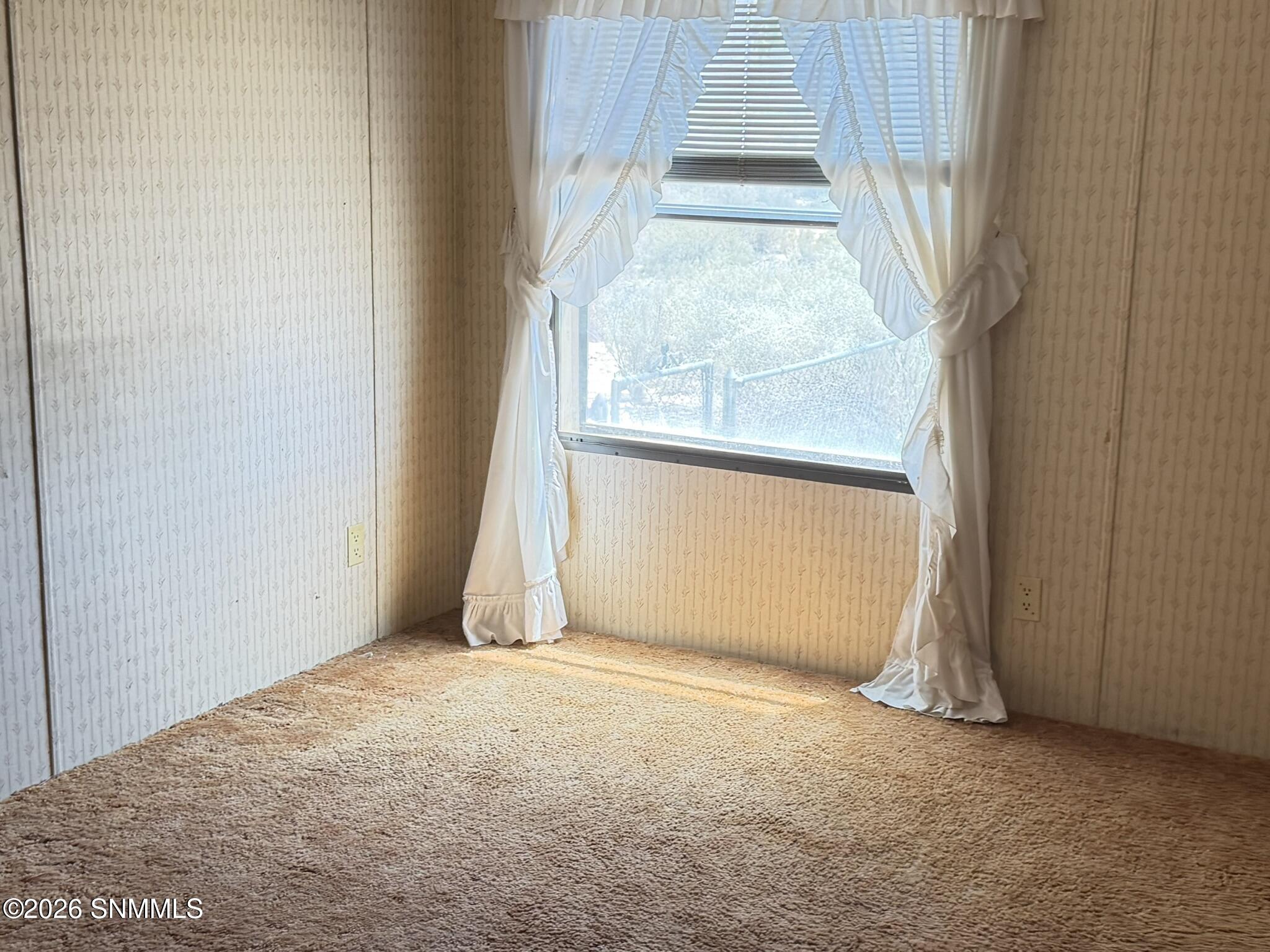 33 Southland Road Property Photo 12