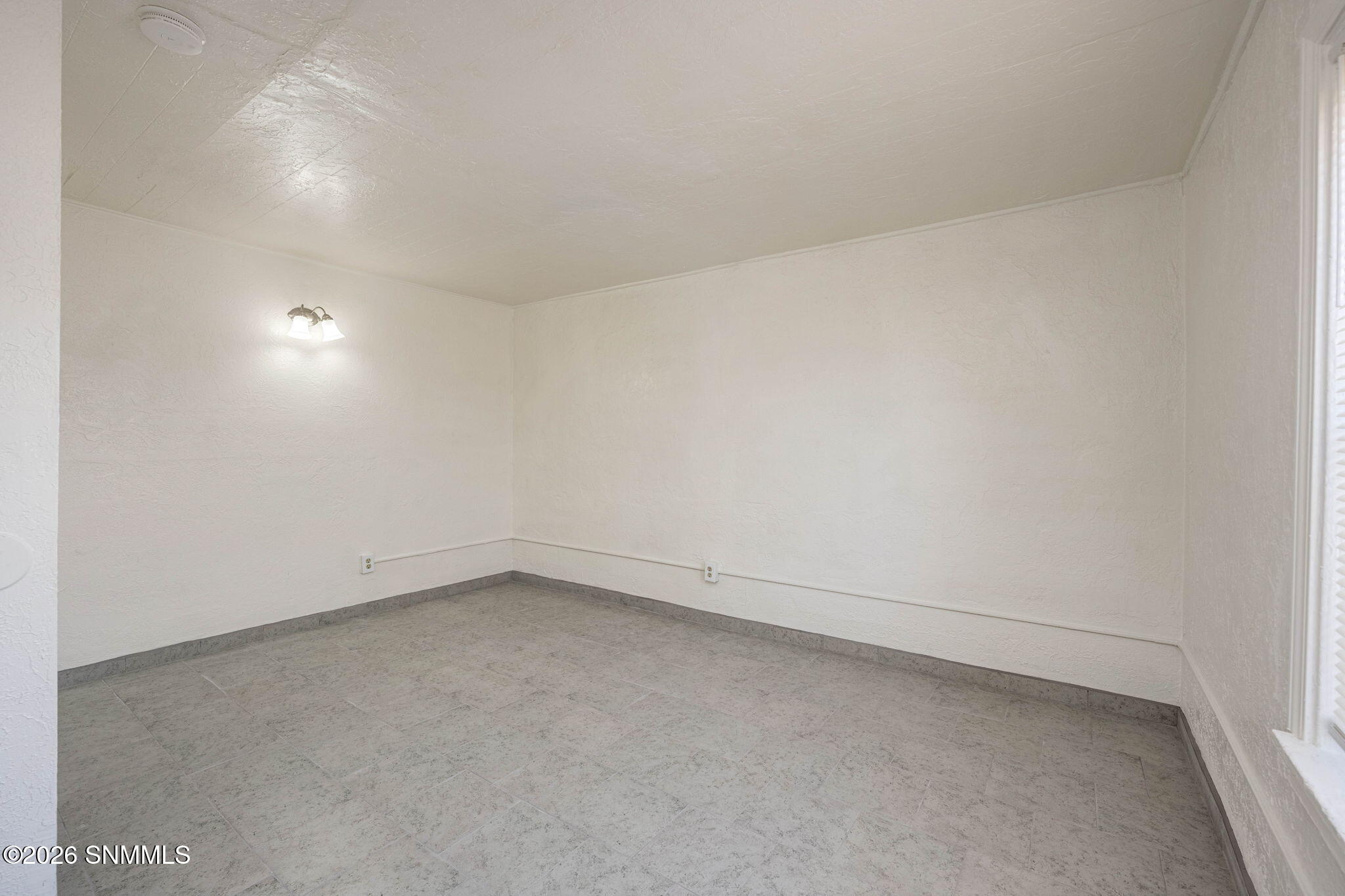 809 W Van Patten Avenue Property Photo 12
