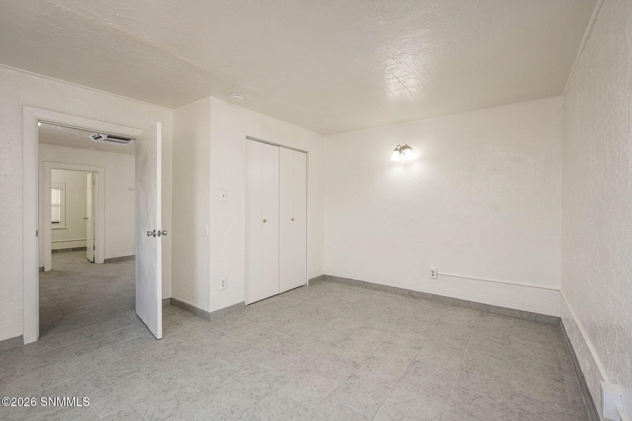 809 W Van Patten Avenue Property Photo 13