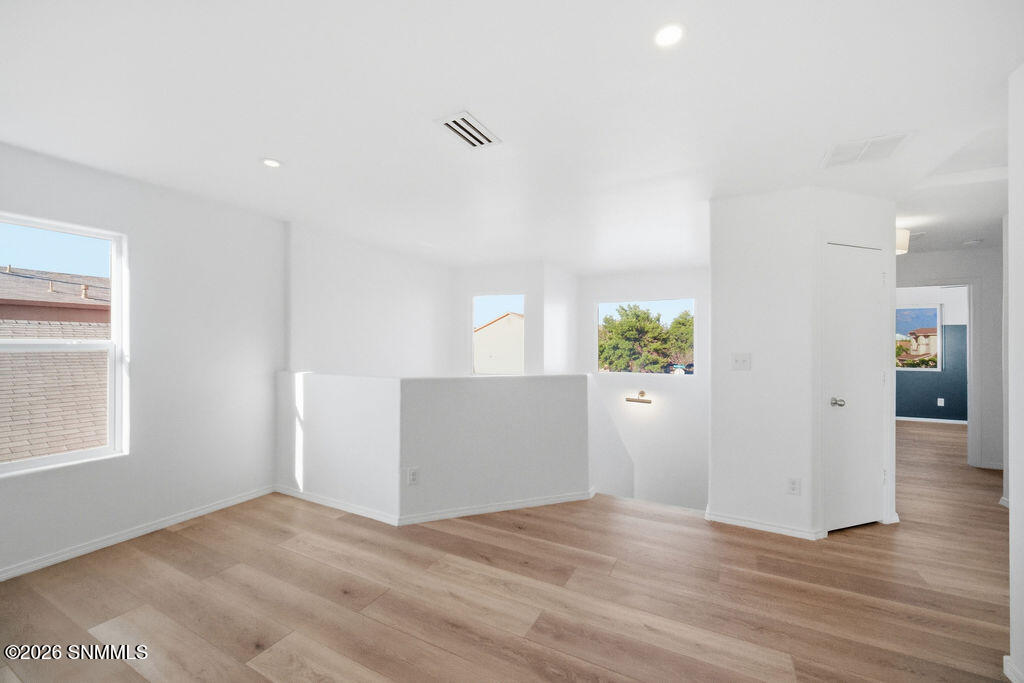 5077 Kensington Way Property Photo 22