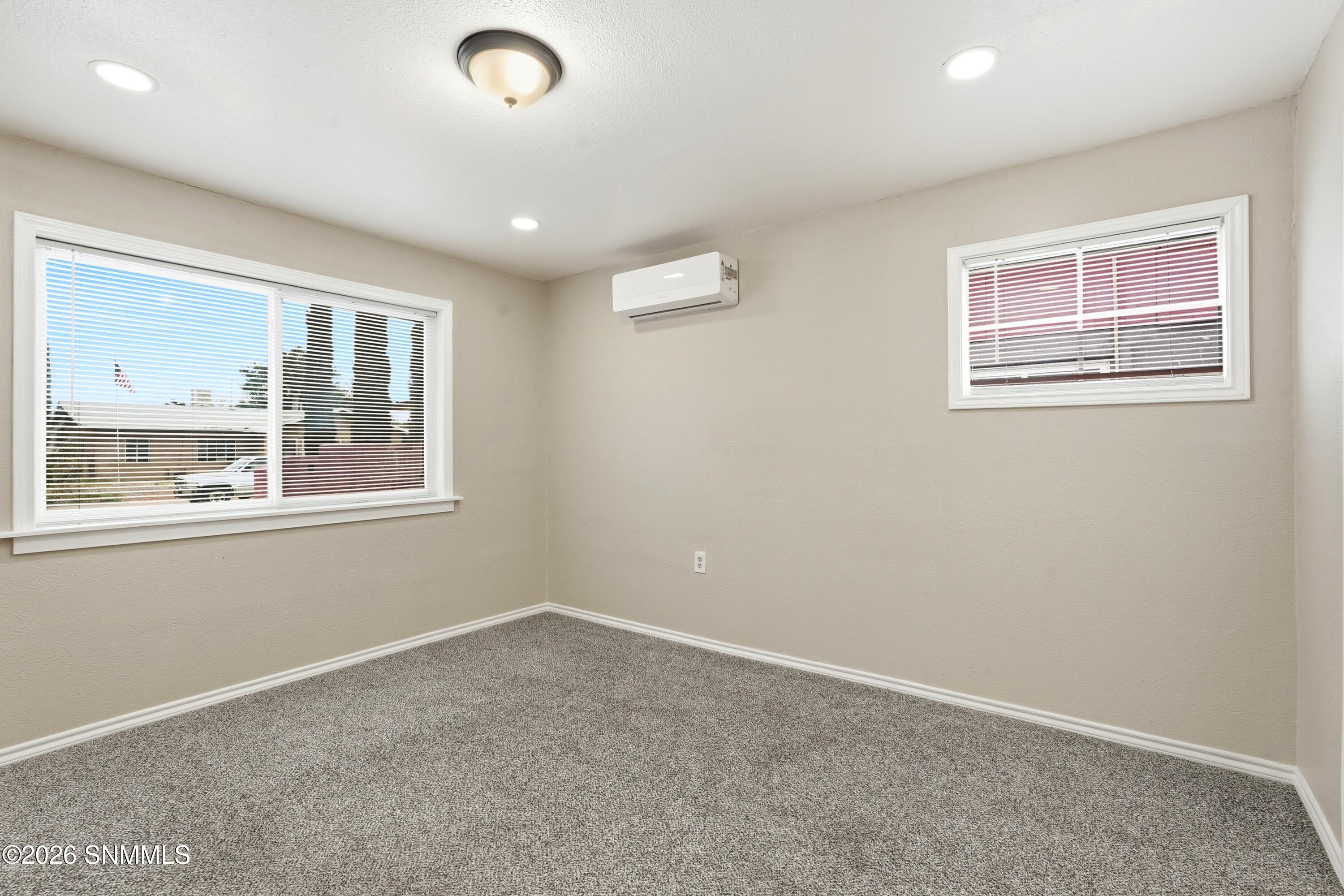 1109 Dewey Lane Property Photo 11