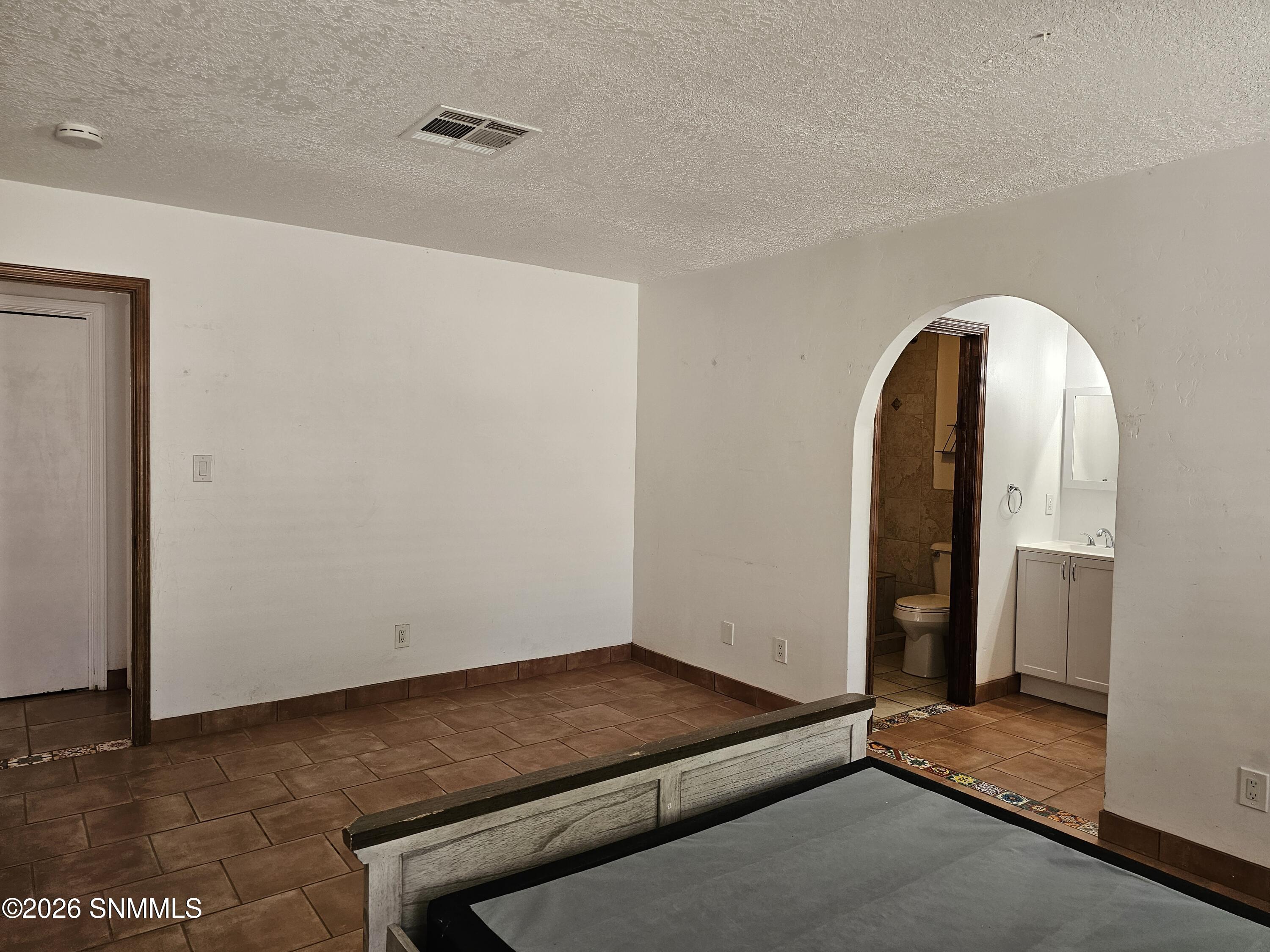 1608 Regal Ridge Property Photo 25