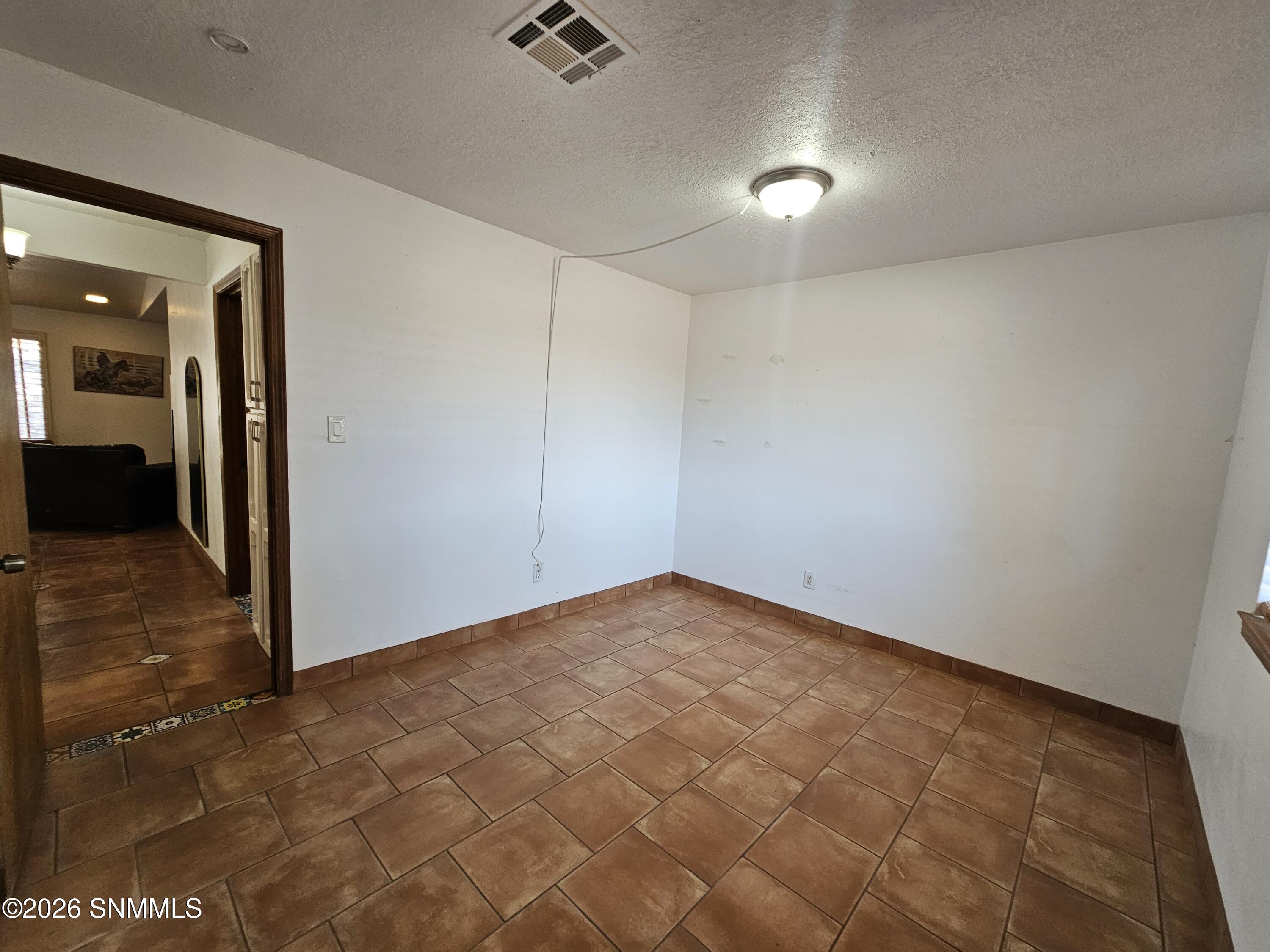 1608 Regal Ridge Property Photo 41
