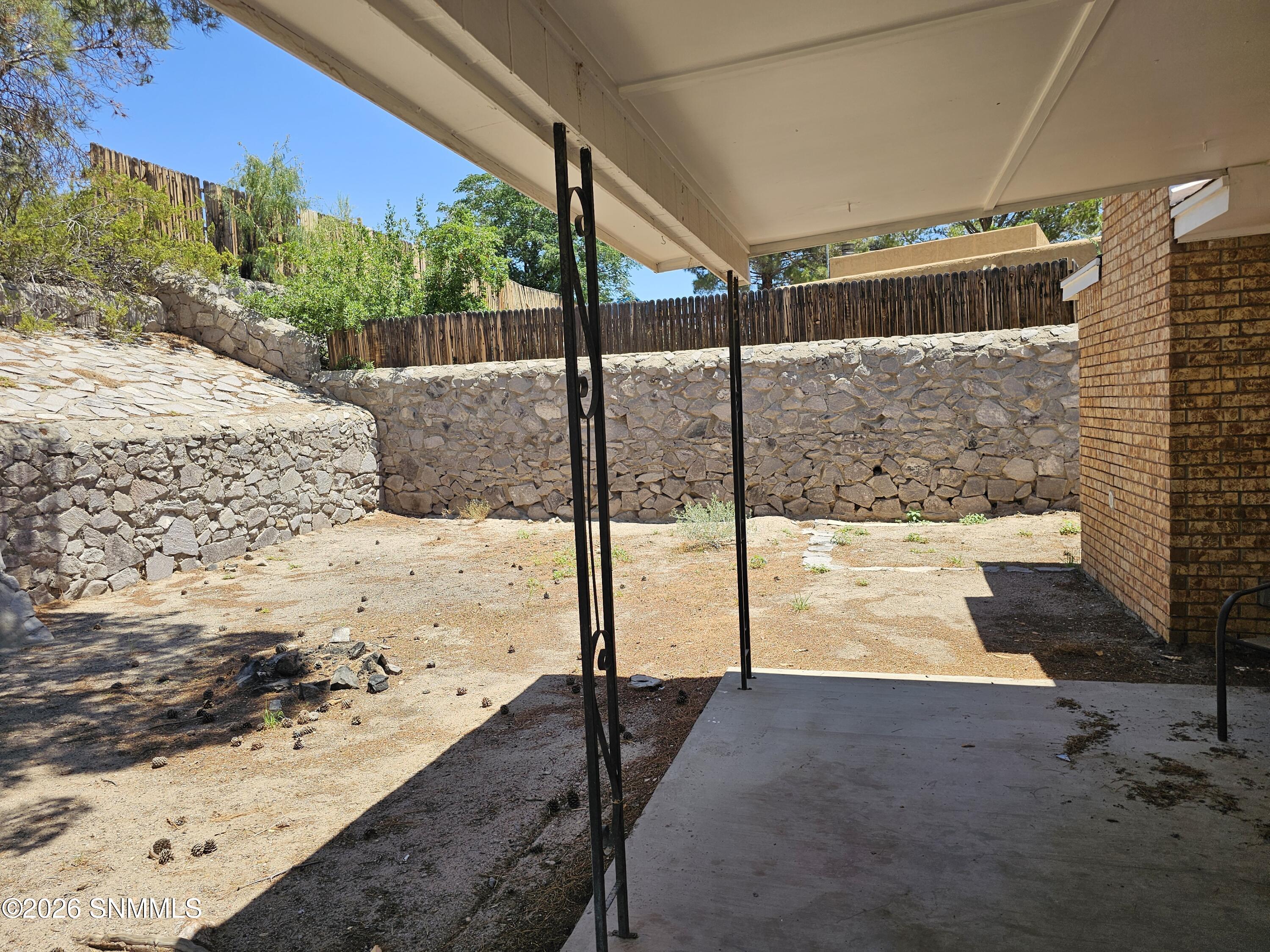 1608 Regal Ridge Property Photo 48