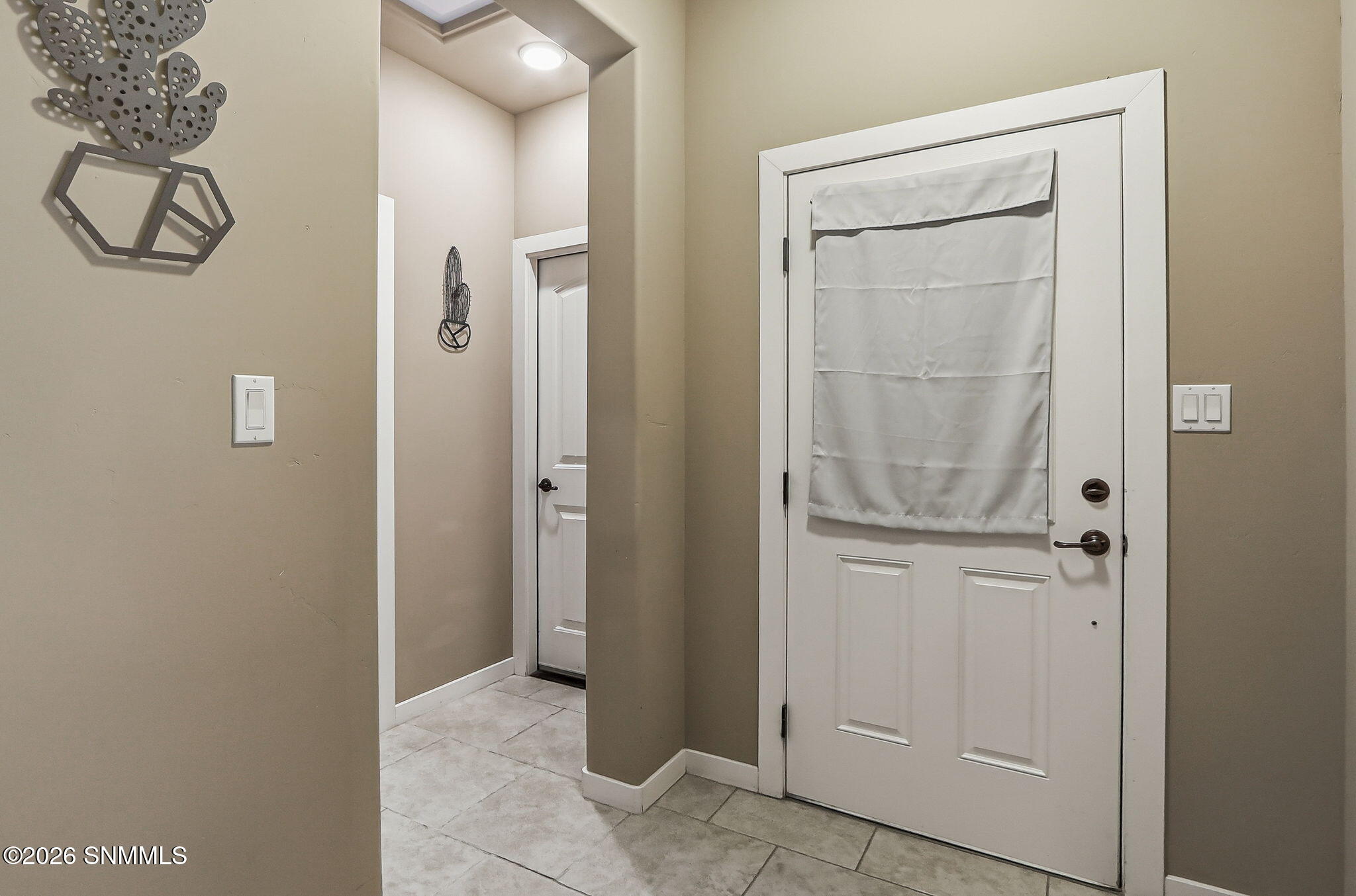 4627 Brighton Circle Property Photo 4
