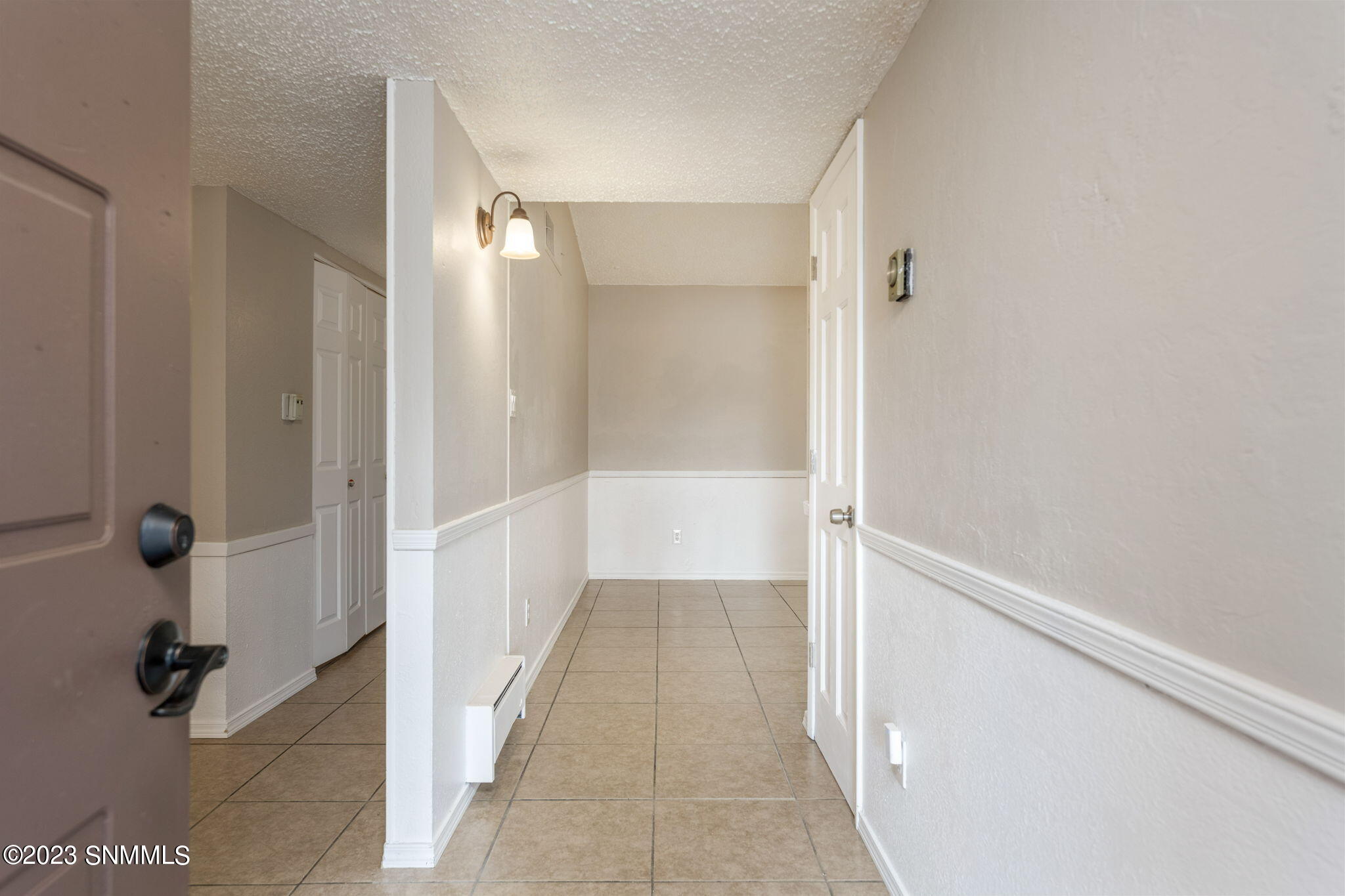 1290 N Willow Street Property Photo 5