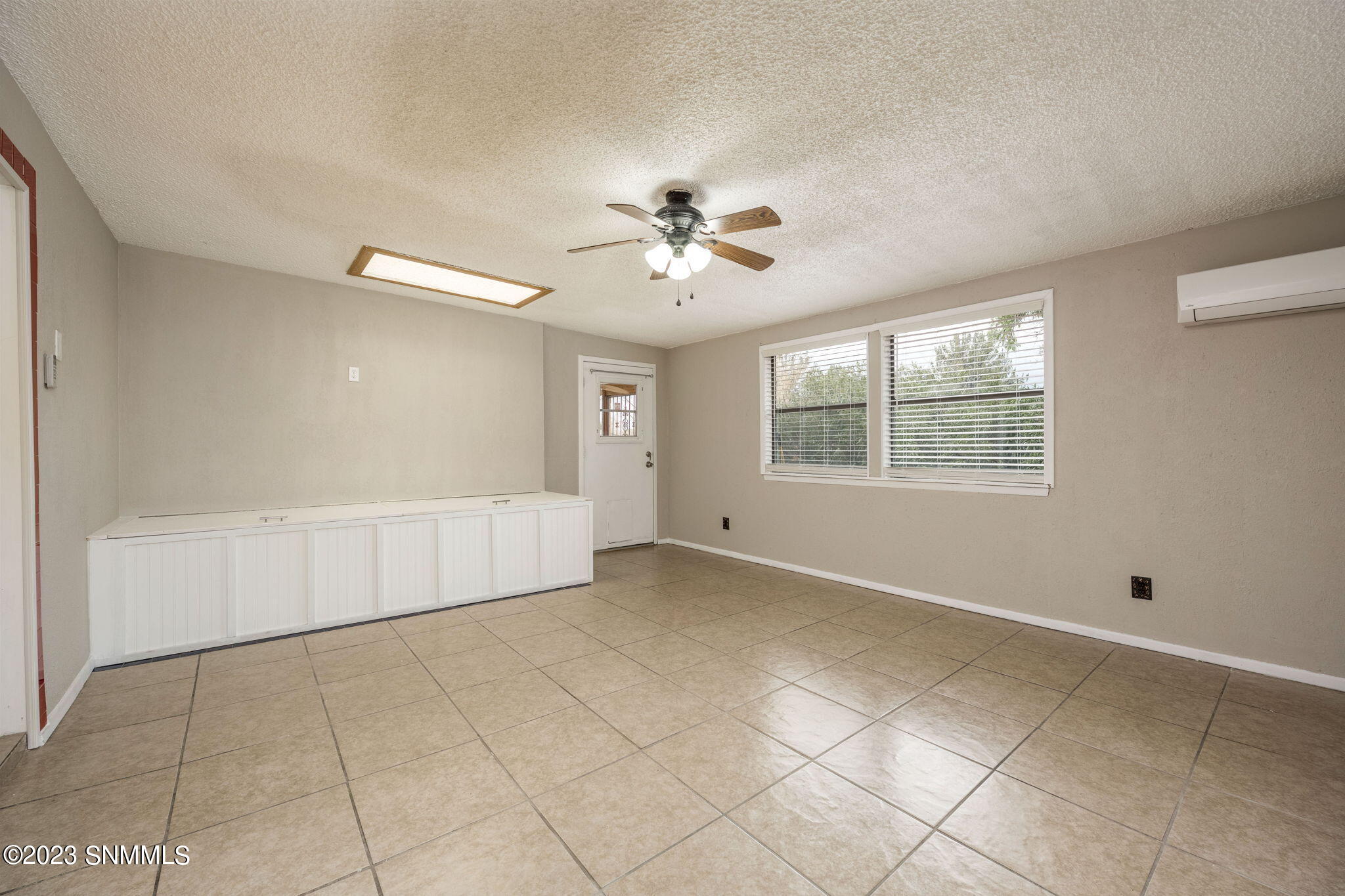 1290 N Willow Street Property Photo 16