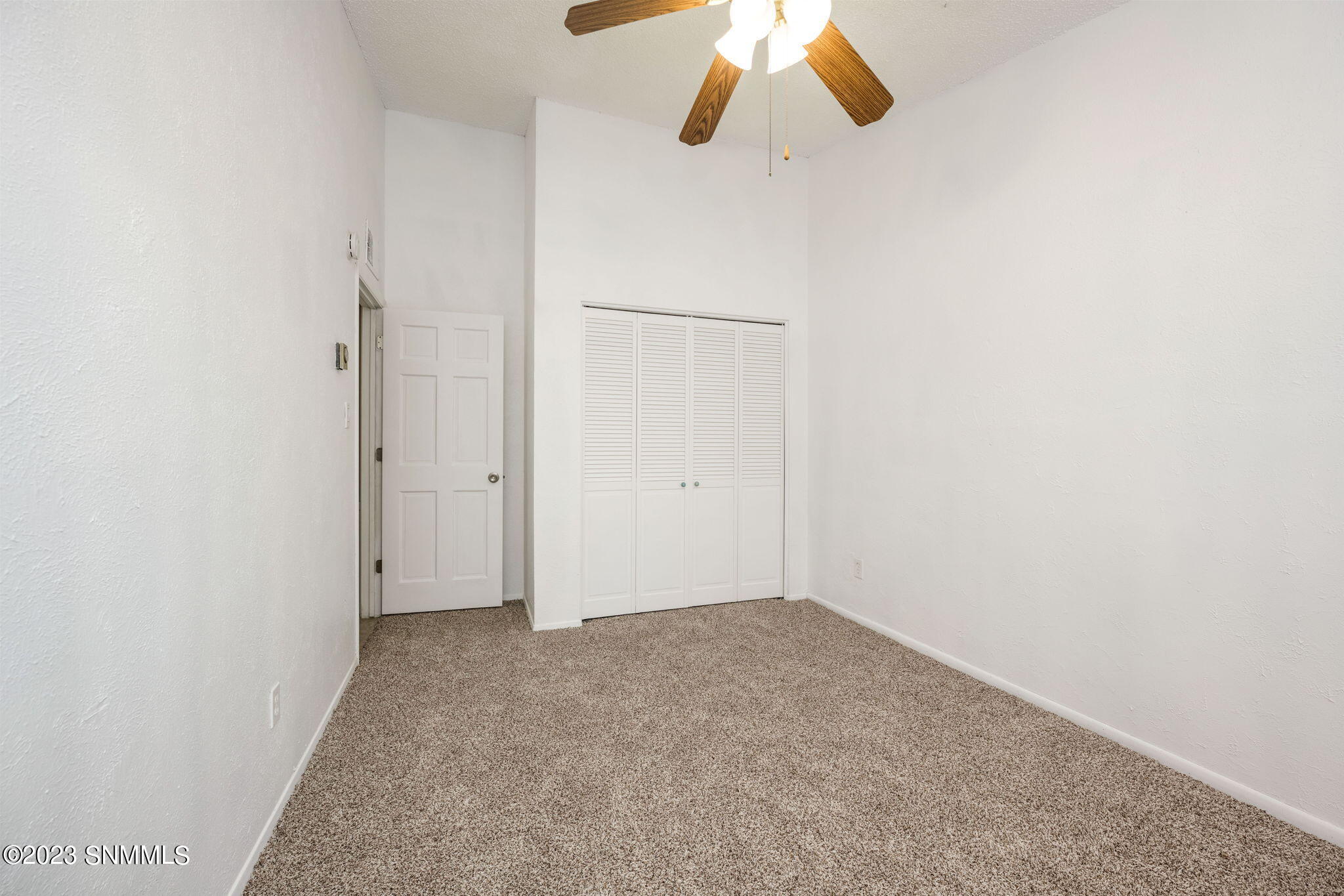 1290 N Willow Street Property Photo 28