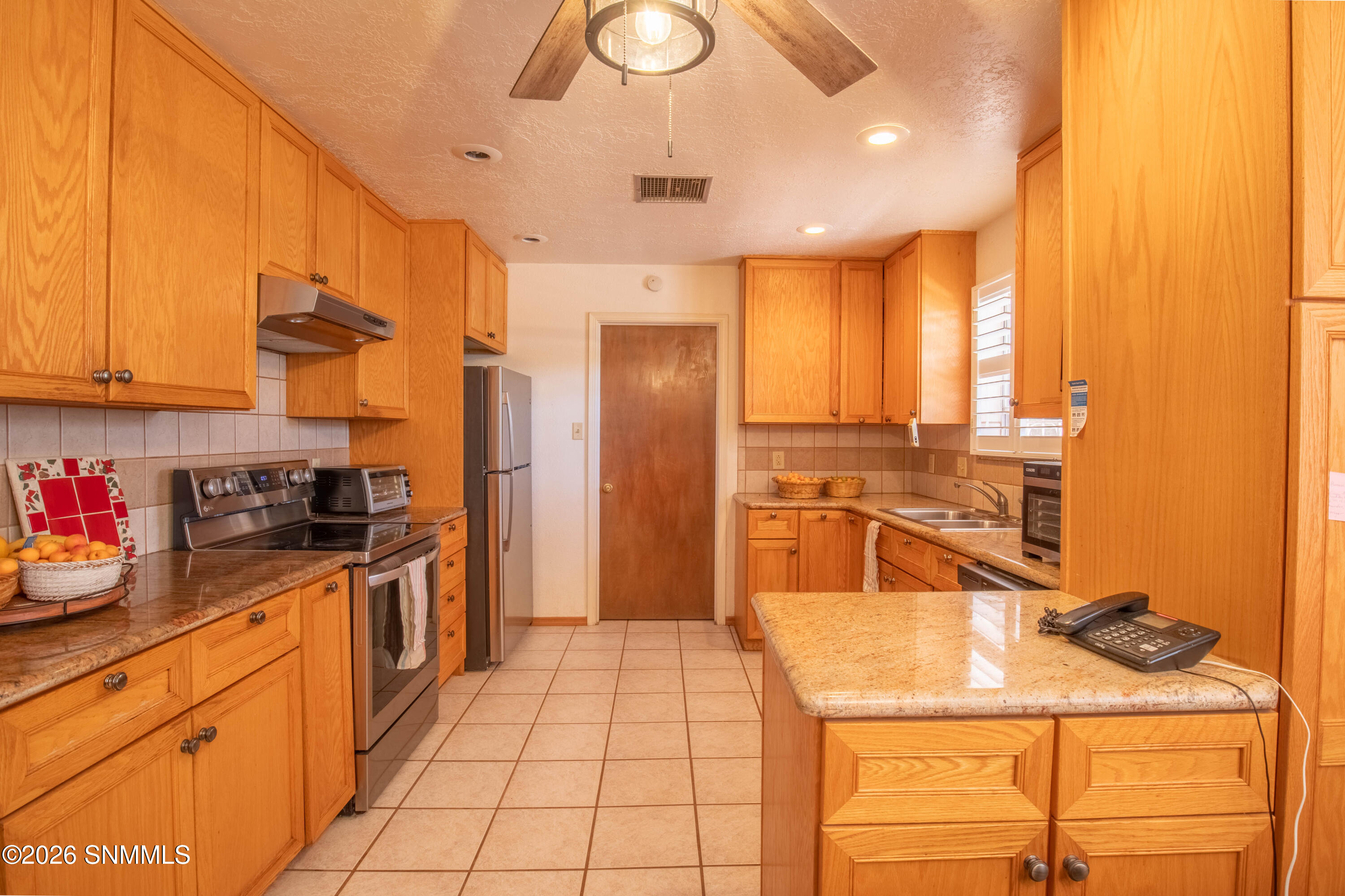 4735 Campbell Road Property Photo 9