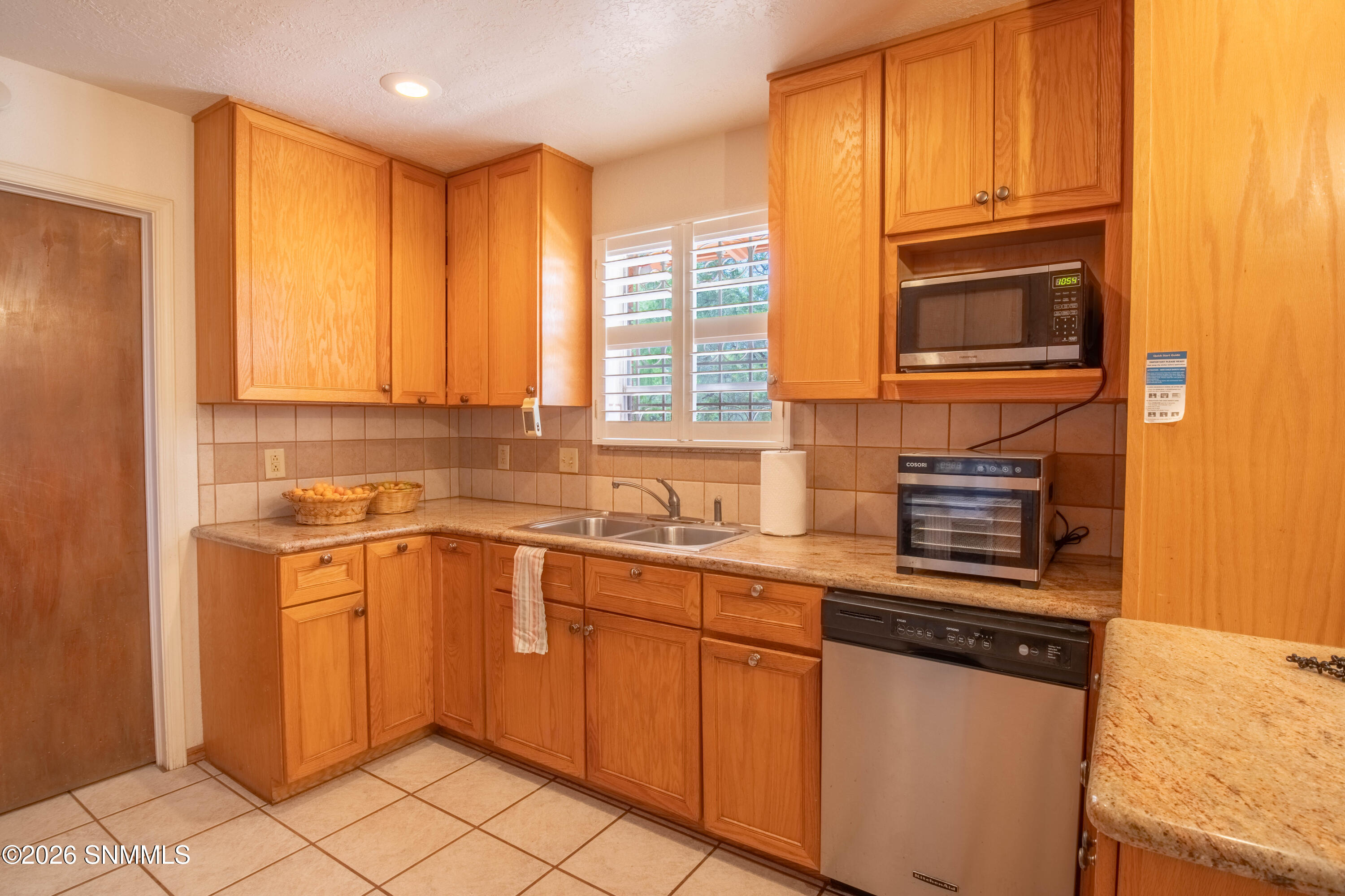 4735 Campbell Road Property Photo 10