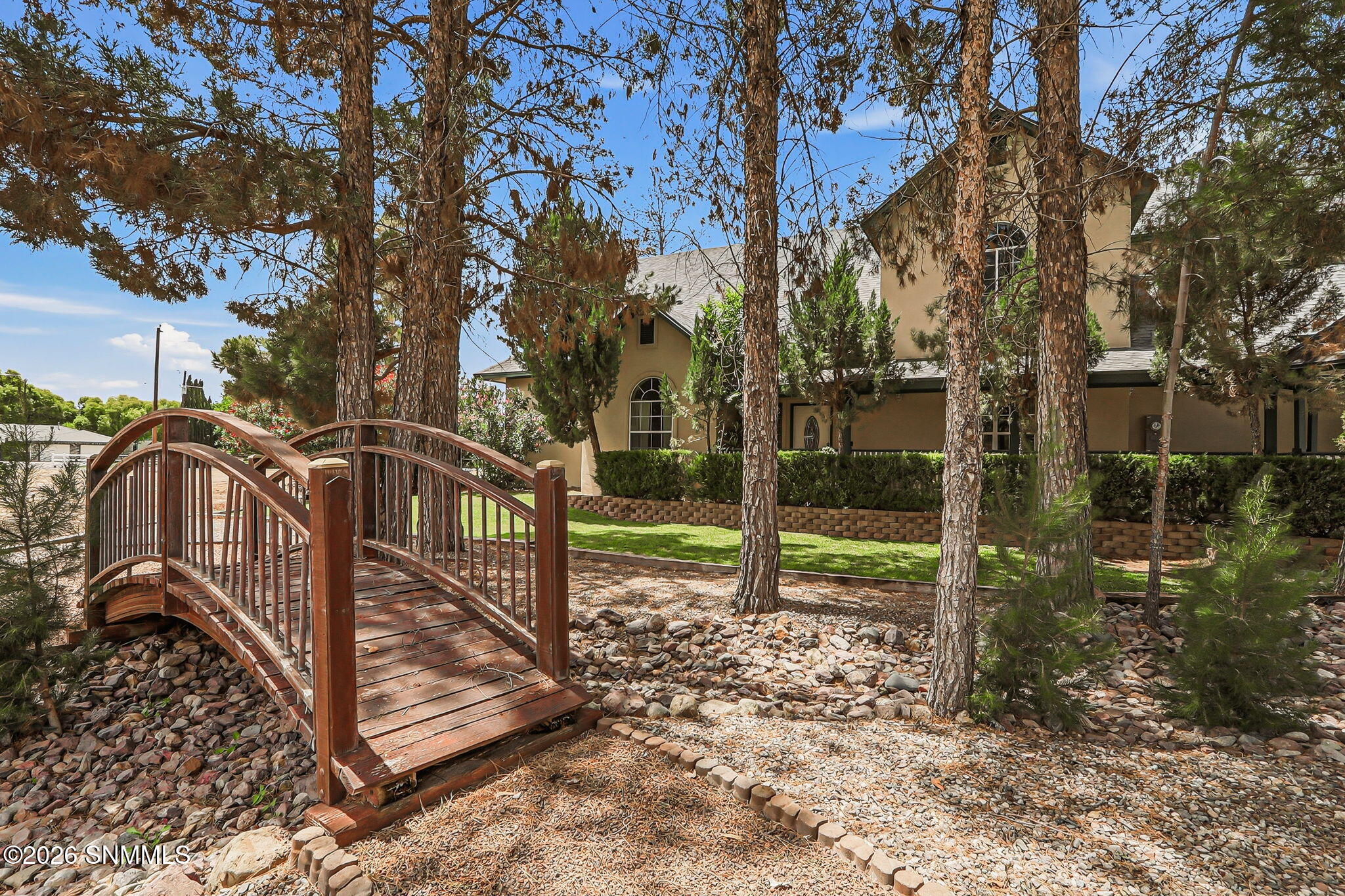 4631 Whispering Pines Court Property Photo 3