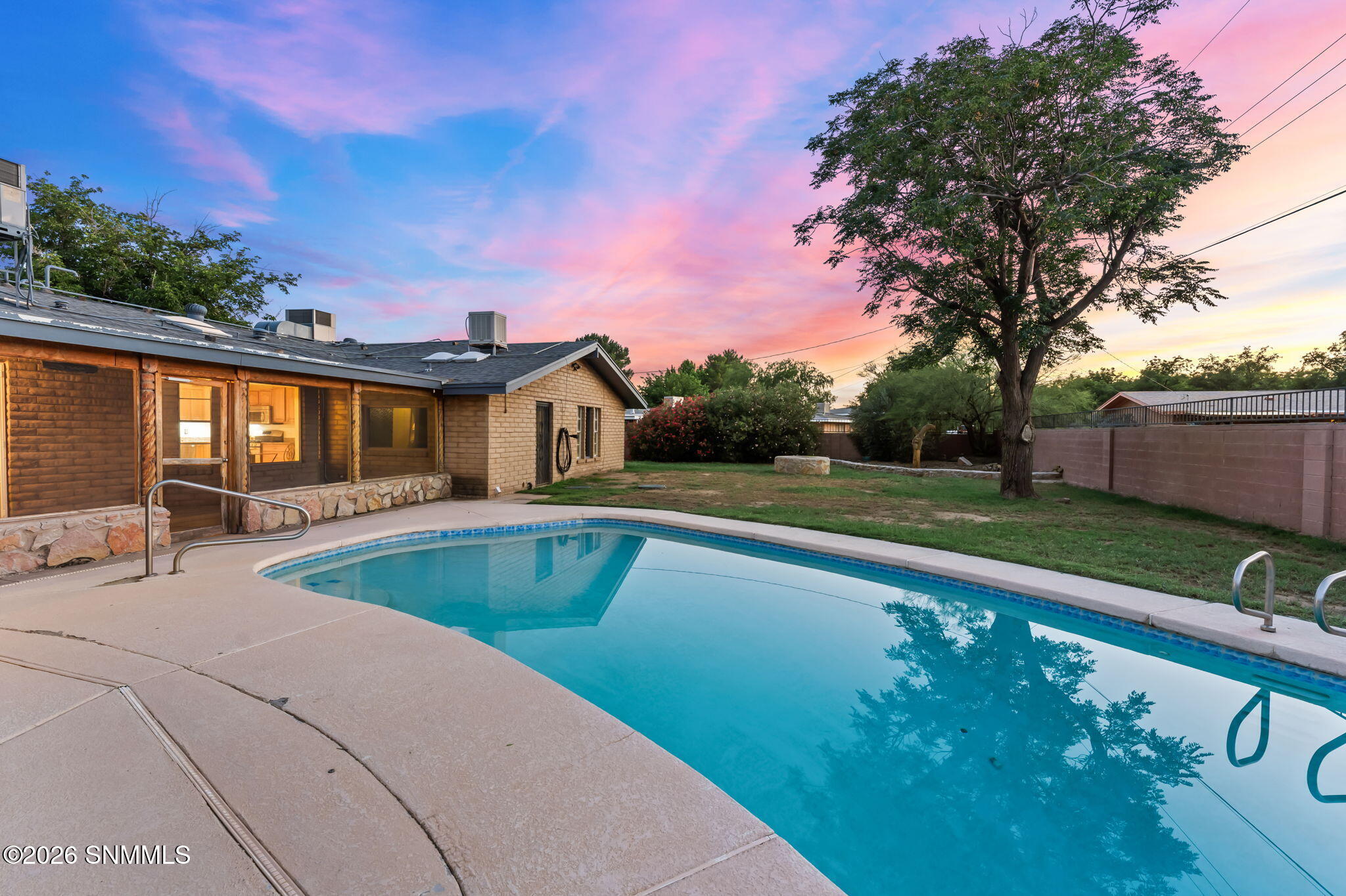 1520 Rayos De Luna Property Photo 3