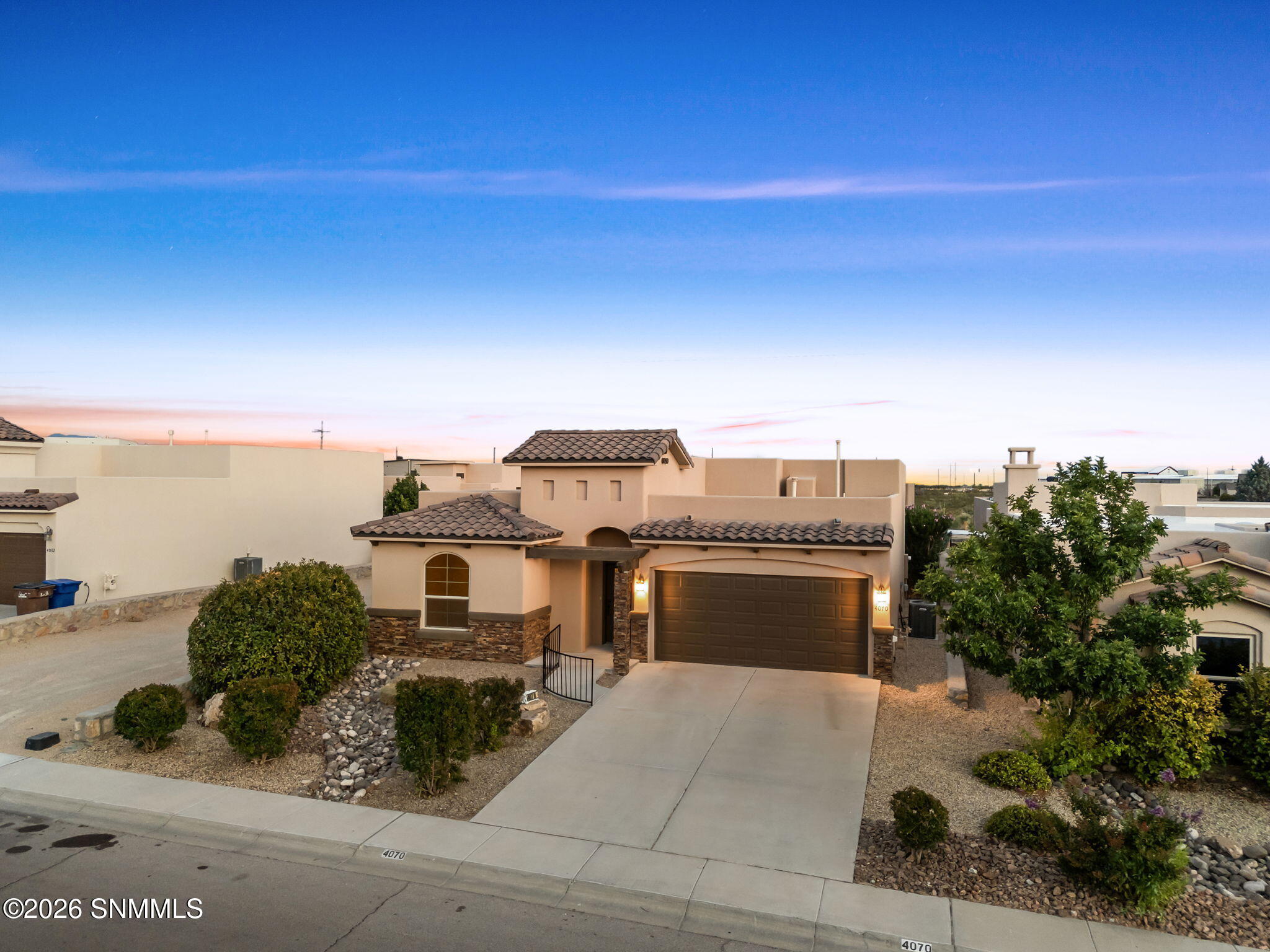 4070 Monte Sombra Avenue Property Photo 6