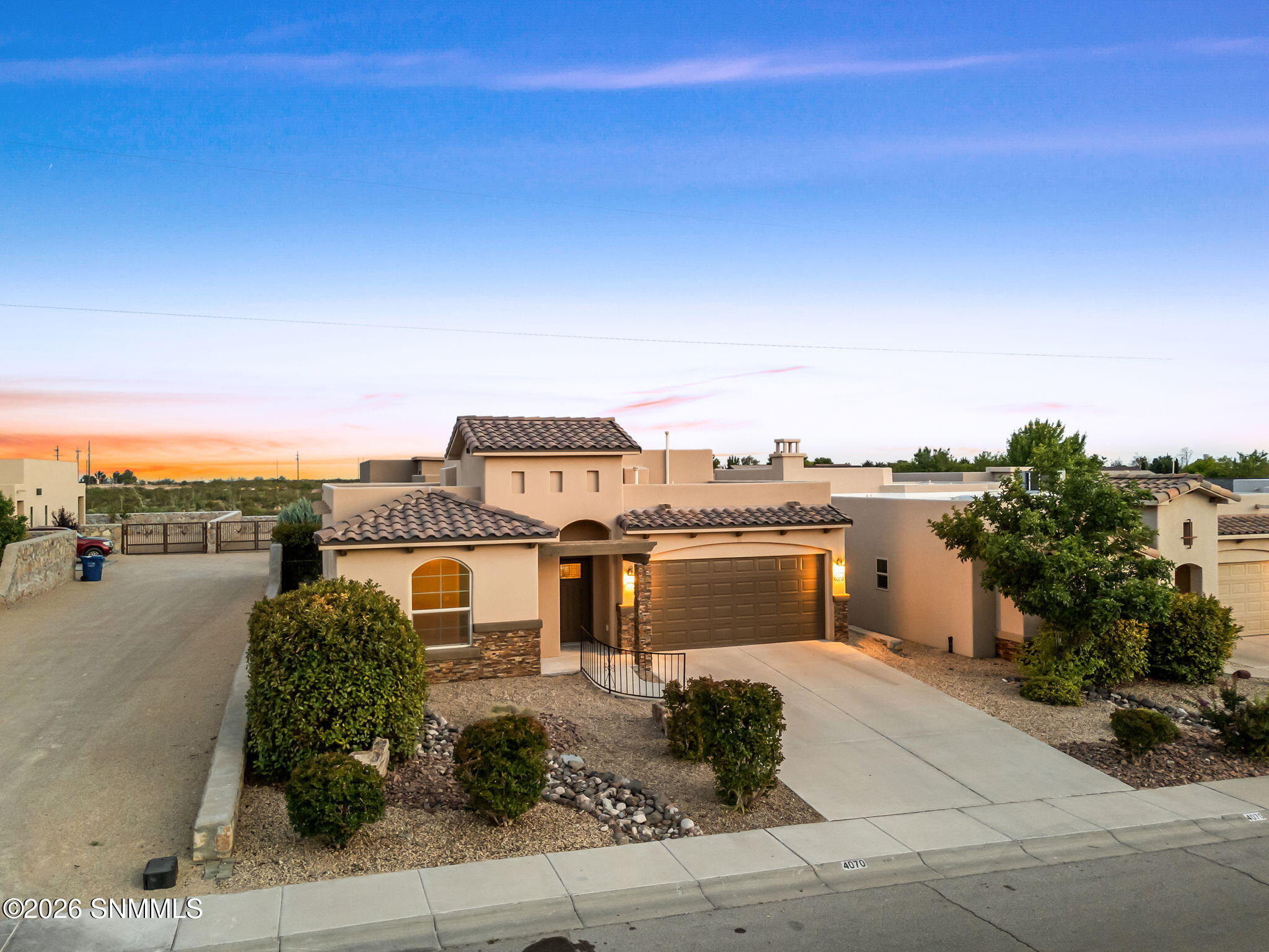 4070 Monte Sombra Avenue Property Photo 7