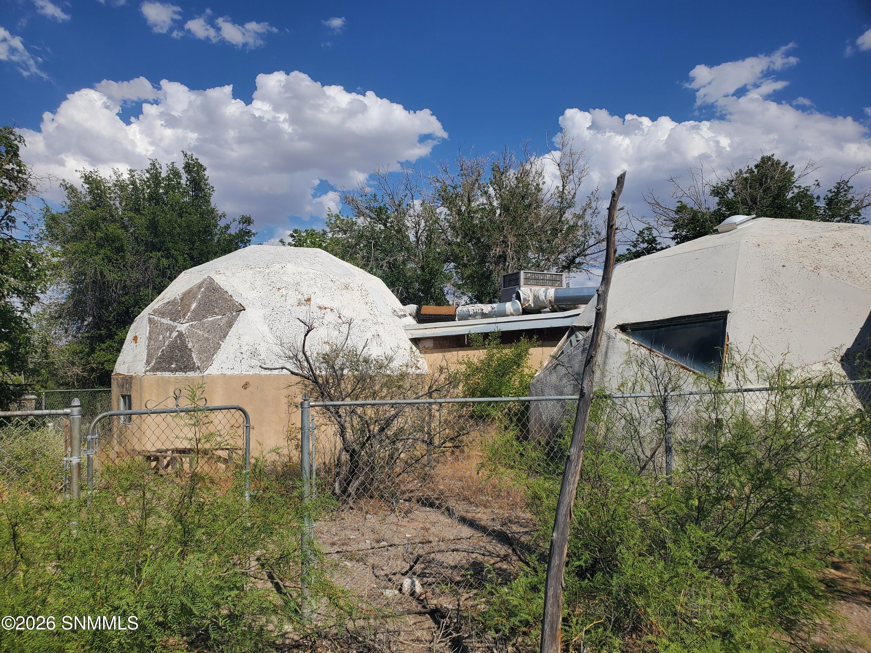 13882 N Valley Drive Property Photo 1