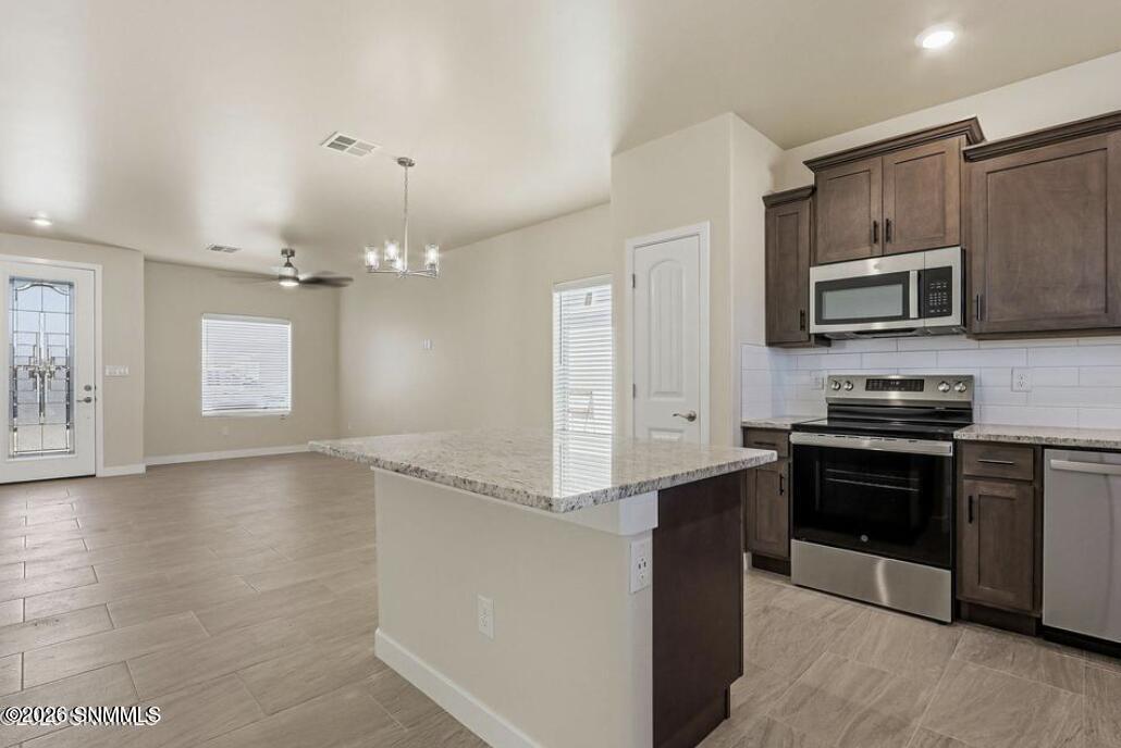 2049 Meteor Street Property Photo 4
