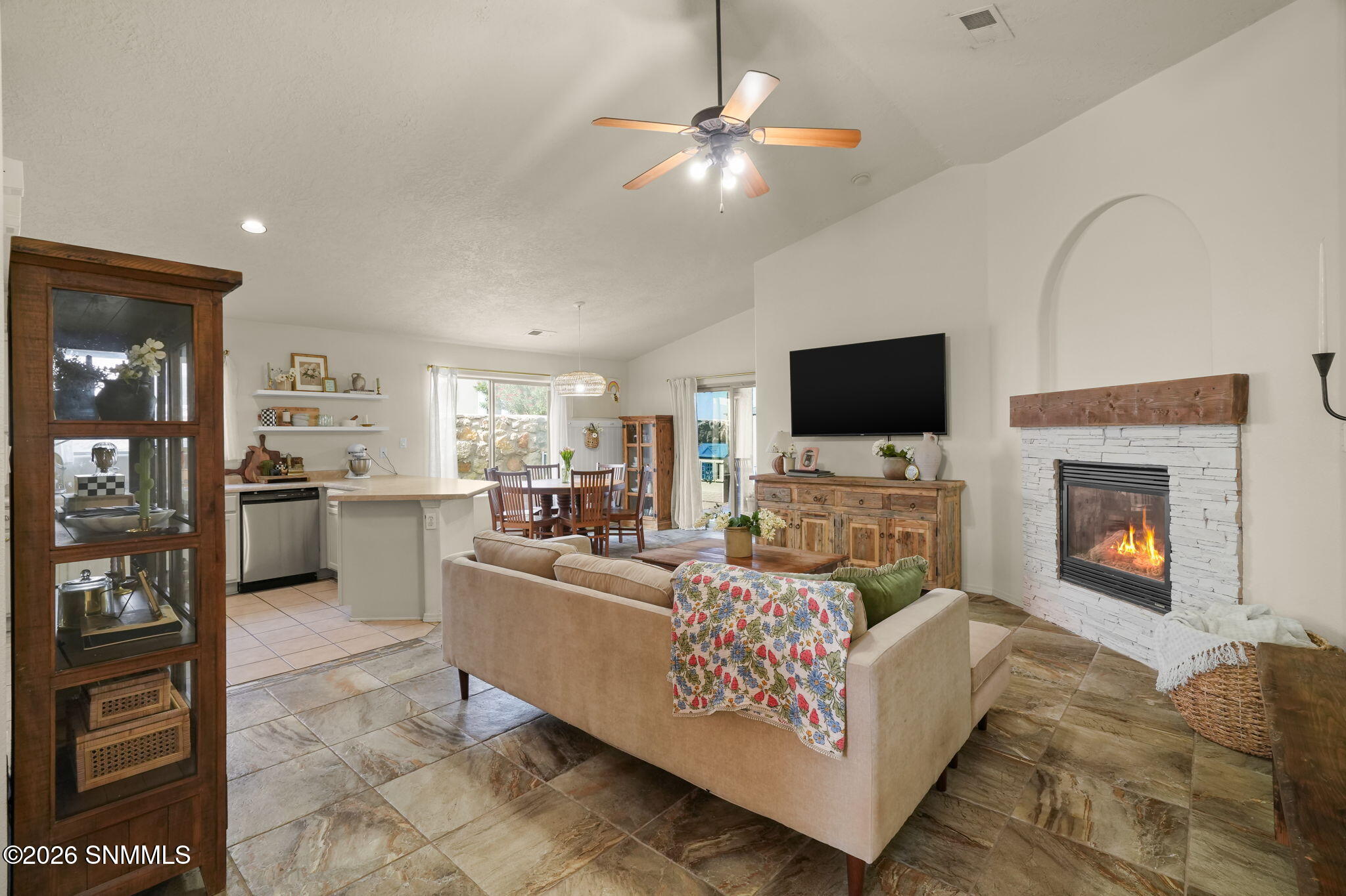 2507 Silver Hawk Avenue Property Photo 4